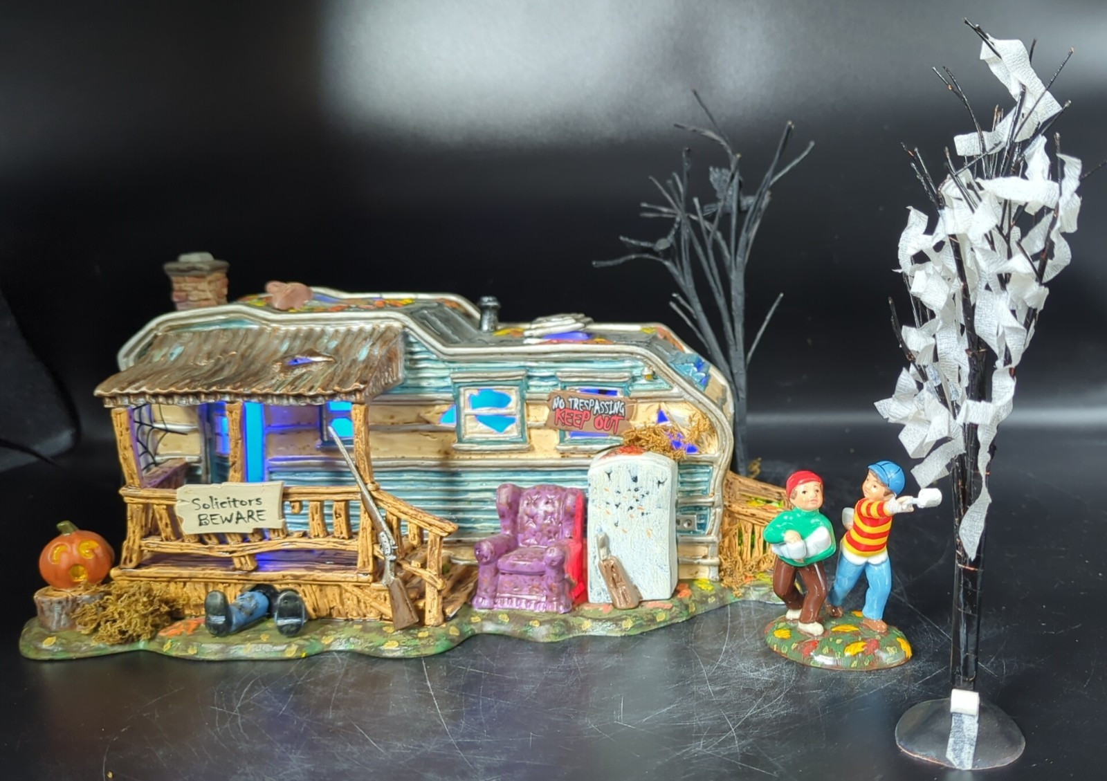 RARE Department 56 Halloween – \