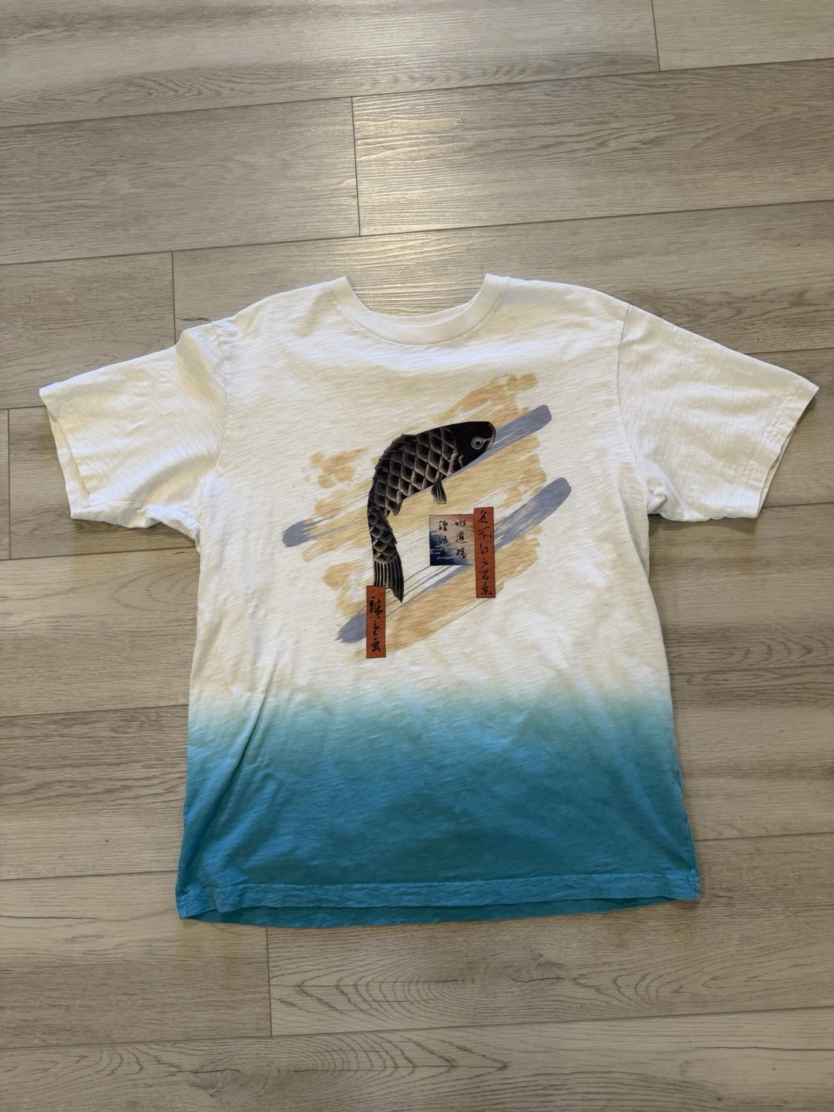 UNIQLO UT Ukiyoe Japanese Art MFA Boston Swimming Carp T-shirt White Sz L Men’s