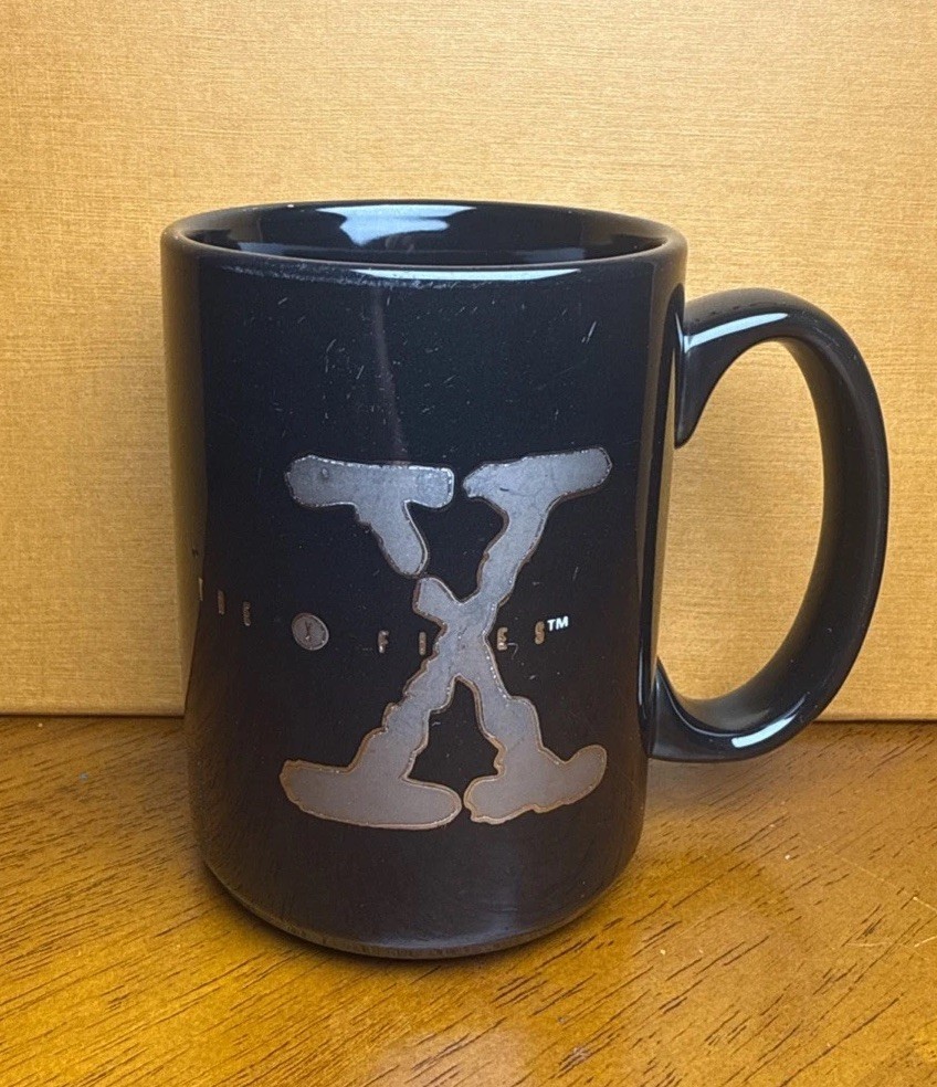 Vintage 1990’s The X-Files Ceramic Original Coffee Mug “The Truth Is Out There”