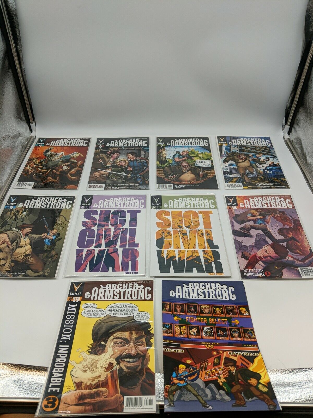 Archer & Armstrong Lot of 10 Valiant Comics 2013 #4-8,9,15-19