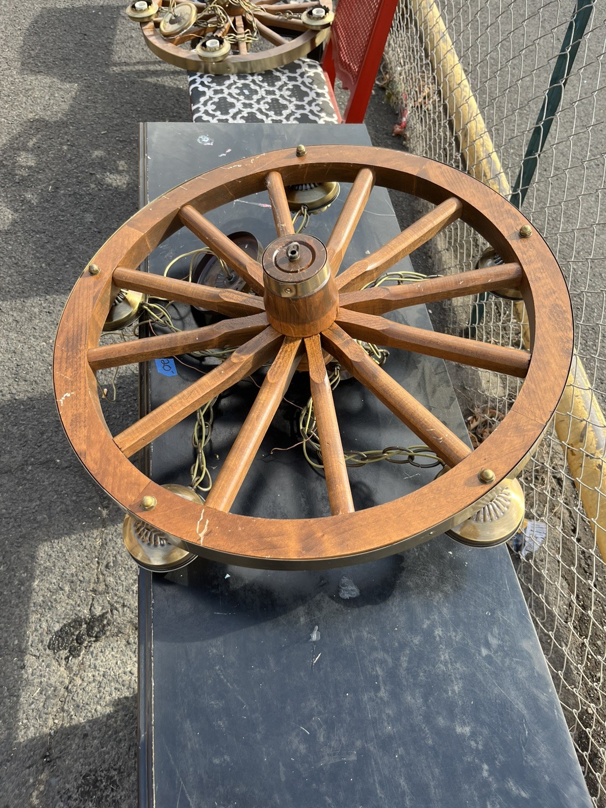 Vintage Wagon Wheel Western Chandelier Rustic 5-Light Copper-Color 24” Vintage Wagon Wheel Western Chandelier Rustic 5-Light Copper-Color 24”