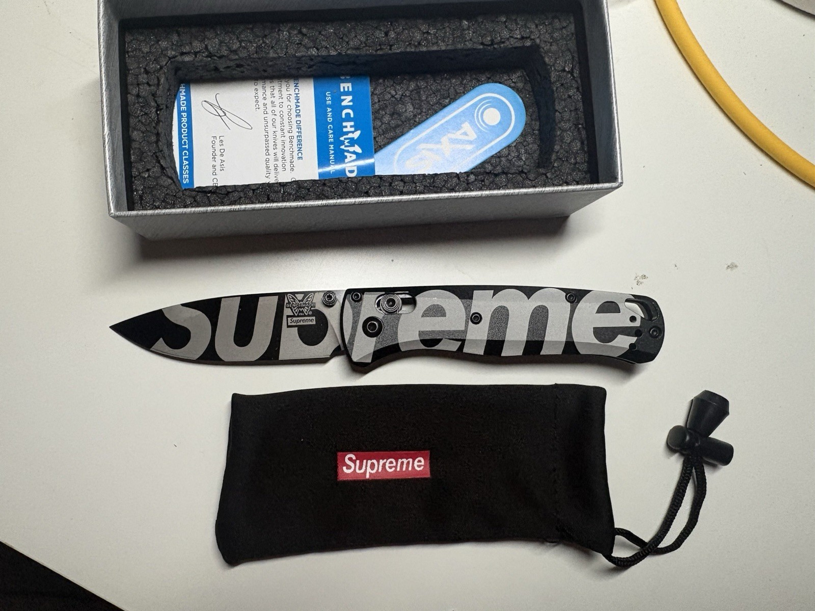 *NEW* Supreme Benchmade Bugout Knife (SS22) Black *NEW* Supreme Benchmade Bugout Knife (SS22) Black