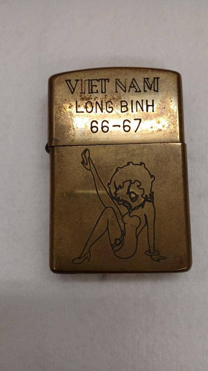 Vintage 1966-1967 Vietnam Zippo Lighter Long Binh Pinup Girl Military Brass Vintage 1966-1967 Vietnam Zippo Lighter Long Binh Pinup Girl Military Brass