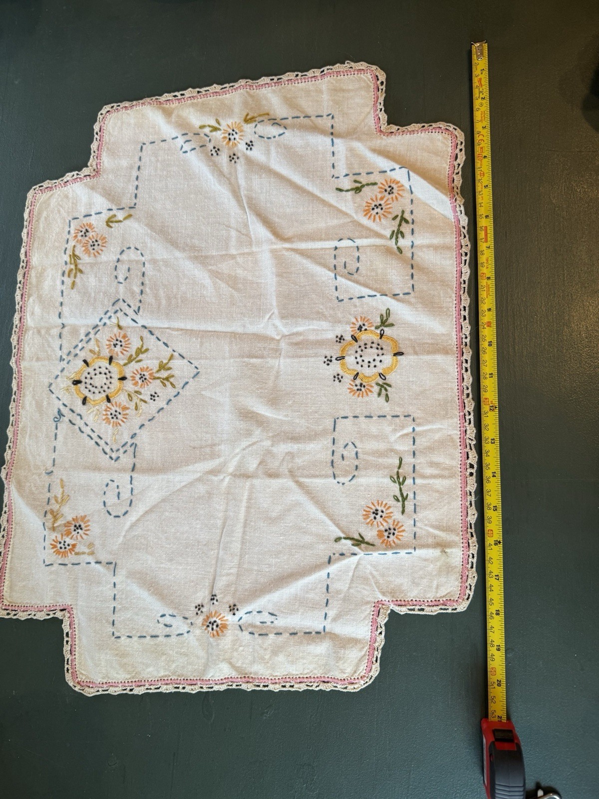 Handmade Vintage Embroidered Doily Centerpiece 16” X 20” Floral Grannycore