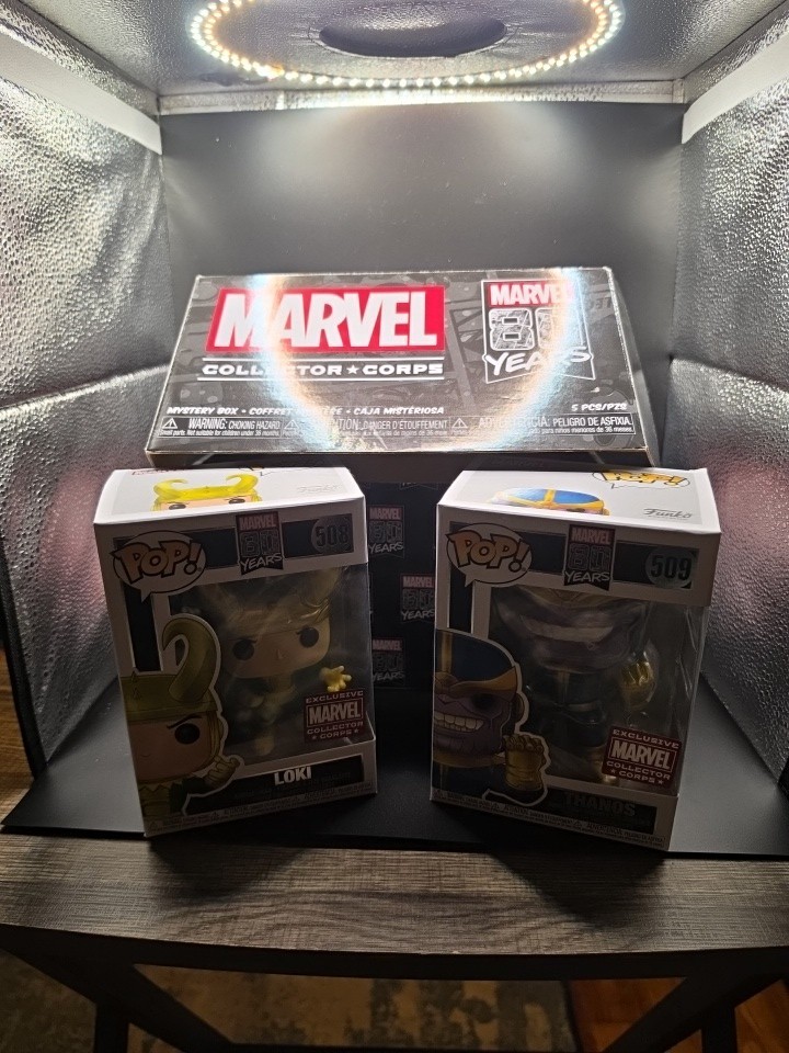 Funko Pop THANOS and LOKI (Marvel 80 Years) Collectors Corps with collector box Funko Pop THANOS and LOKI (Marvel 80 Years) Collectors Corps with collector box