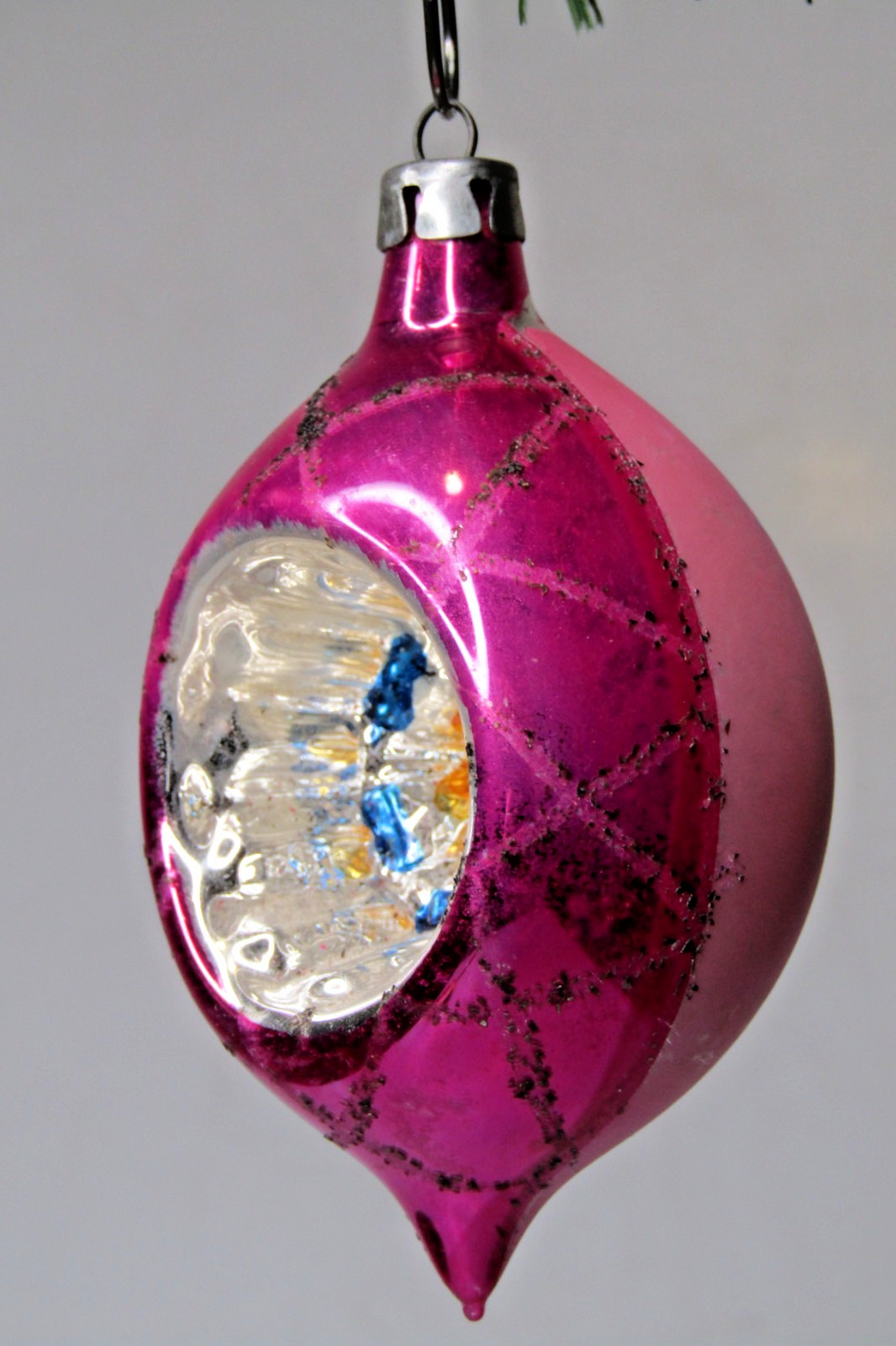 VTG Glass Indent Mica BELL w BOW Pictured Pink DROP Christmas Ornament Poland