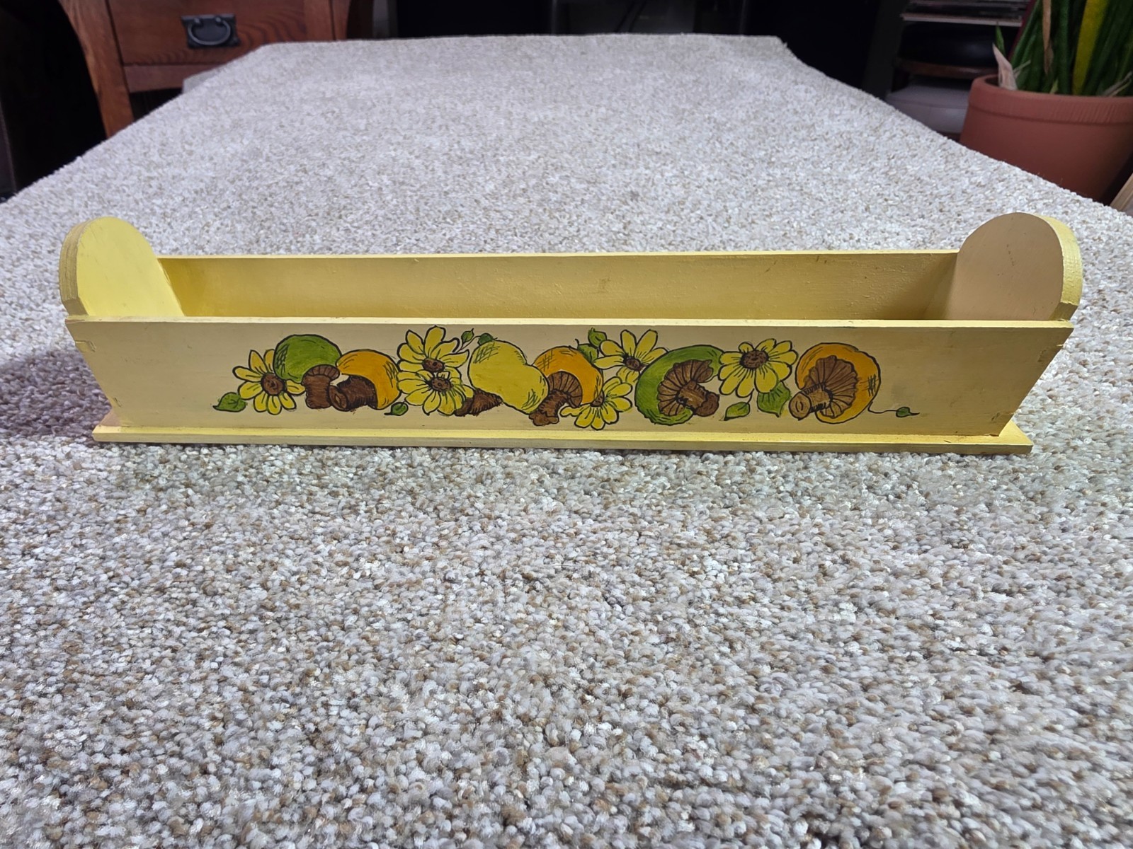 Vtg 1970s Yellow Wooden Cracker Tray Trough Mushroom Sunflower Retro 70s Kitchen Vtg 1970s Yellow Wooden Cracker Tray Trough Mushroom Sunflower Retro 70s Kitchen