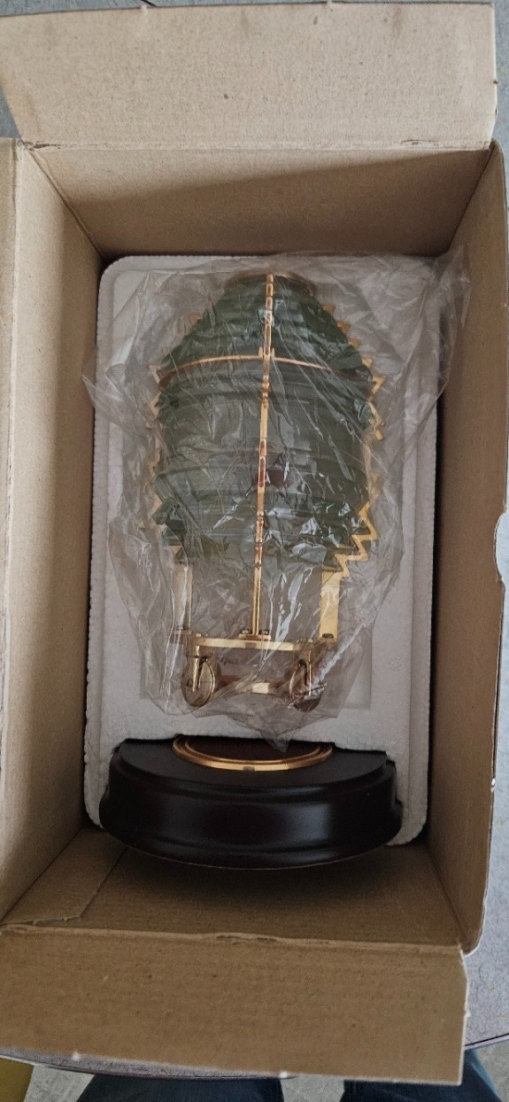 Harbour Lights Fresnel Lens 5th Order 2000 Harbour Lights #631 - Box Harbour Lights Fresnel Lens 5th Order 2000 Harbour Lights #631 - Box
