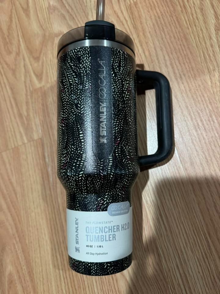 Stanley x Calia 40oz Flowstate Quencher H2.0 Tumbler Black Serpent NEW Limited Stanley x Calia 40oz Flowstate Quencher H2.0 Tumbler Black Serpent NEW Limited