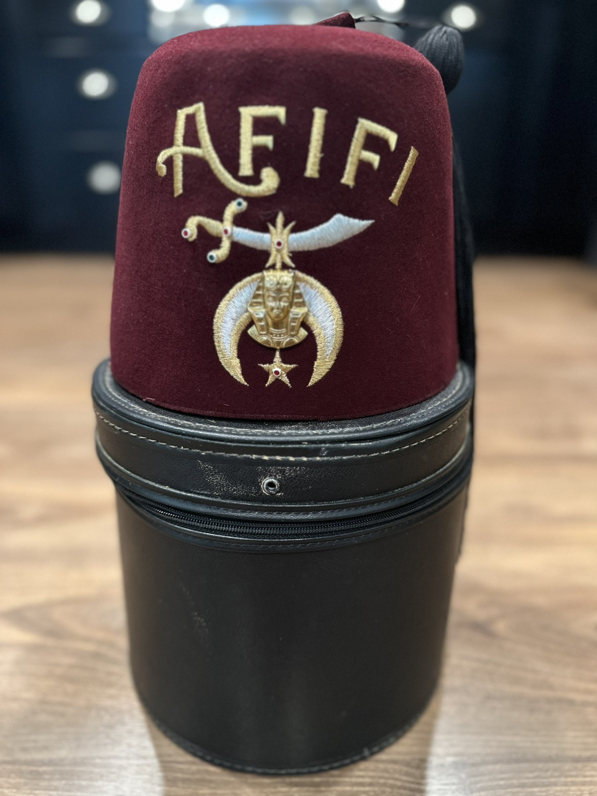 Afifi RED FEZ HAT VINTAGE  Tacoma Washington MASONIC FREEMASONRY SHRINER w Case