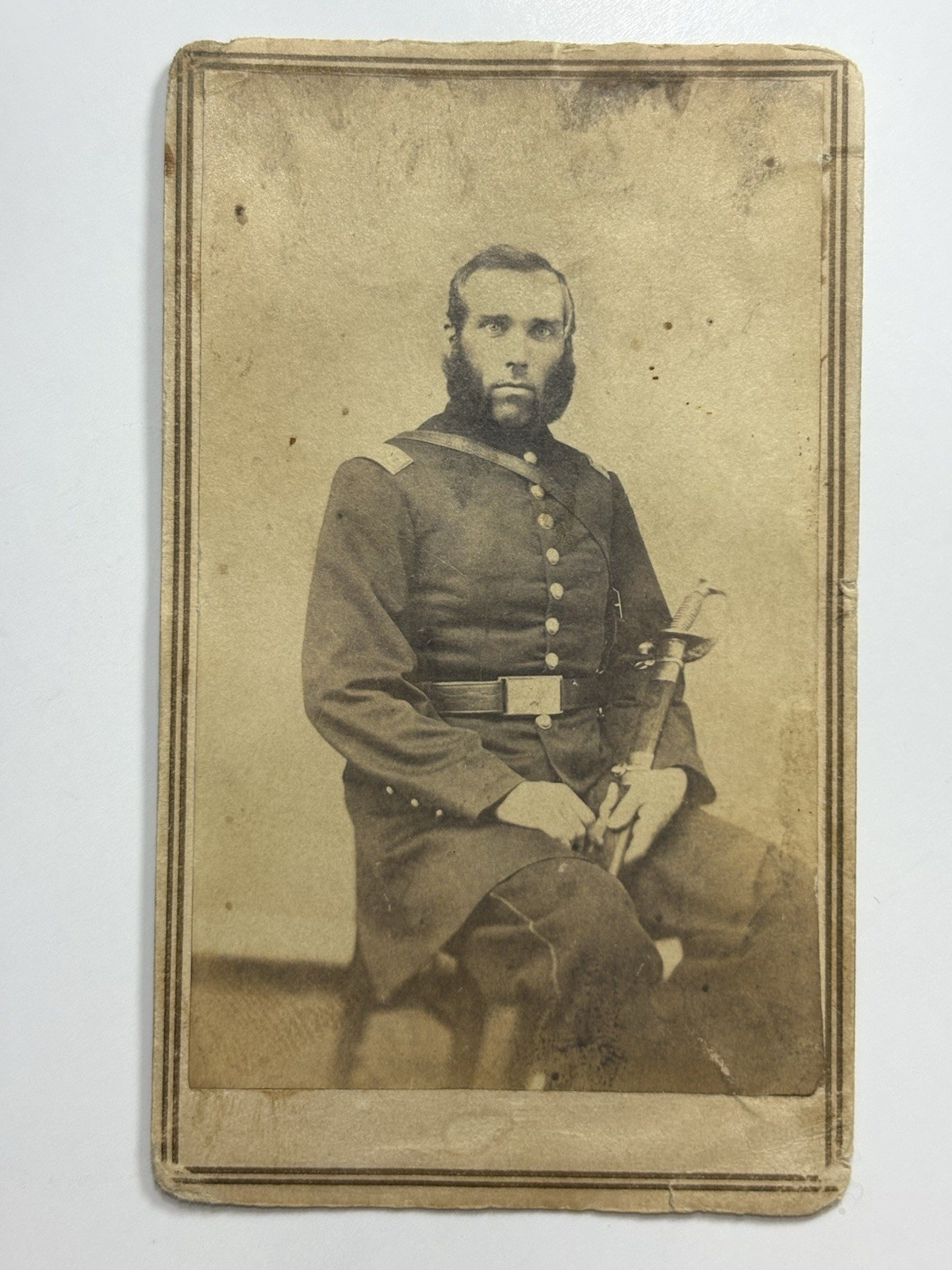 ANTIQUE CIVIL WAR CDV UNION OFFICER w/ SWORD & UNUSUAL MUTTON CHOP SIDEBURNS ANTIQUE CIVIL WAR CDV UNION OFFICER w/ SWORD & UNUSUAL MUTTON CHOP SIDEBURNS