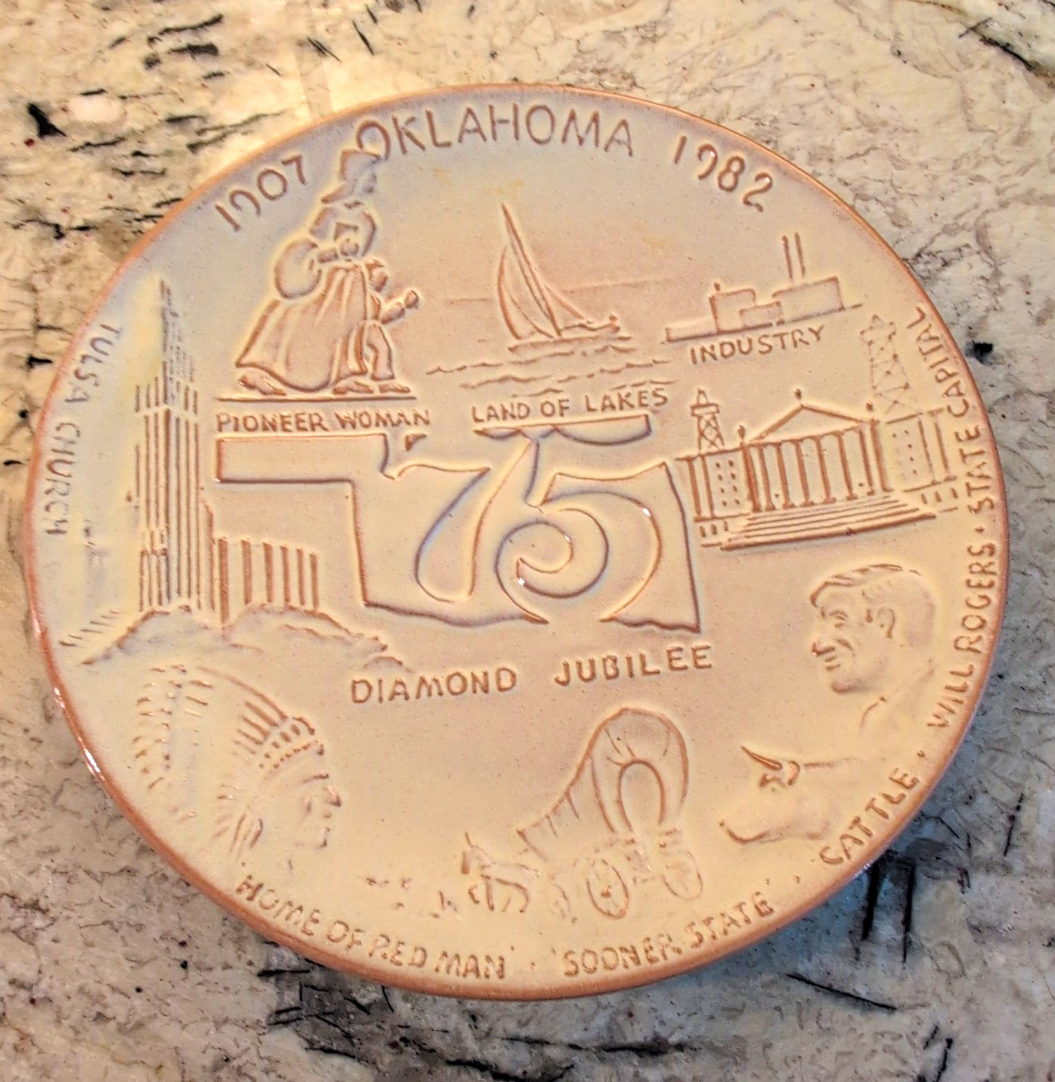 Vintage 1982 Frankoma Pottery Oklahoma Diamond Jubilee Plate George Nigh White