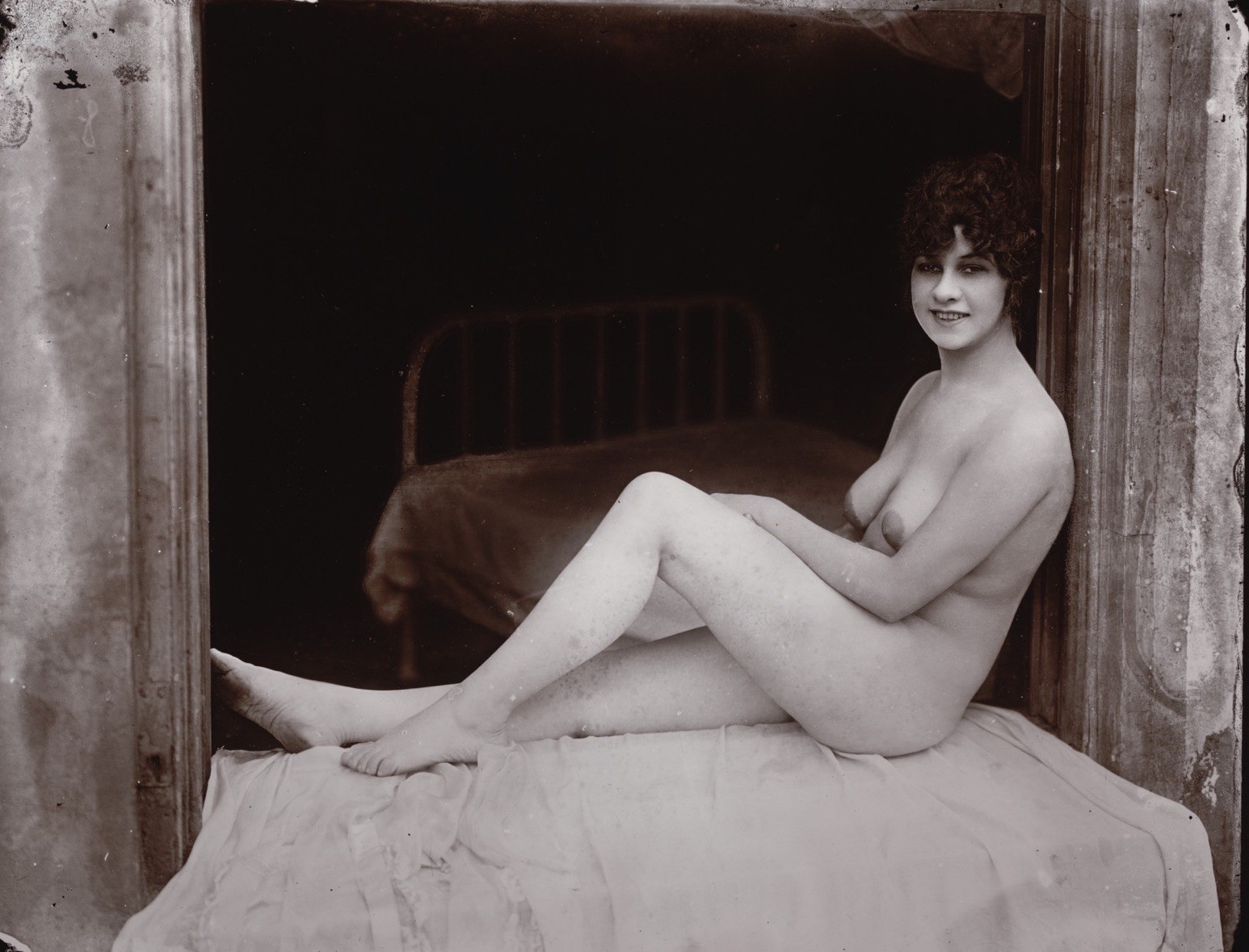 1912 Vintage Female Prostitute - New Orleans Louisiana Photo Reprint 8.5x11 1912 Vintage Female Prostitute - New Orleans Louisiana Photo Reprint 8.5x11