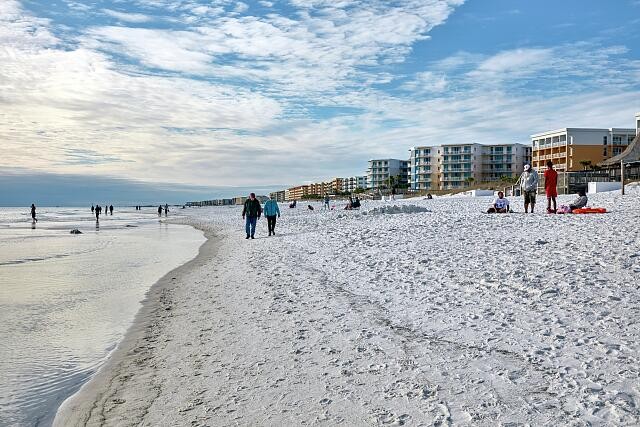 Photo:Fort Walton Beach Florida 2000s Beachfront Resort Condos Beach Scene