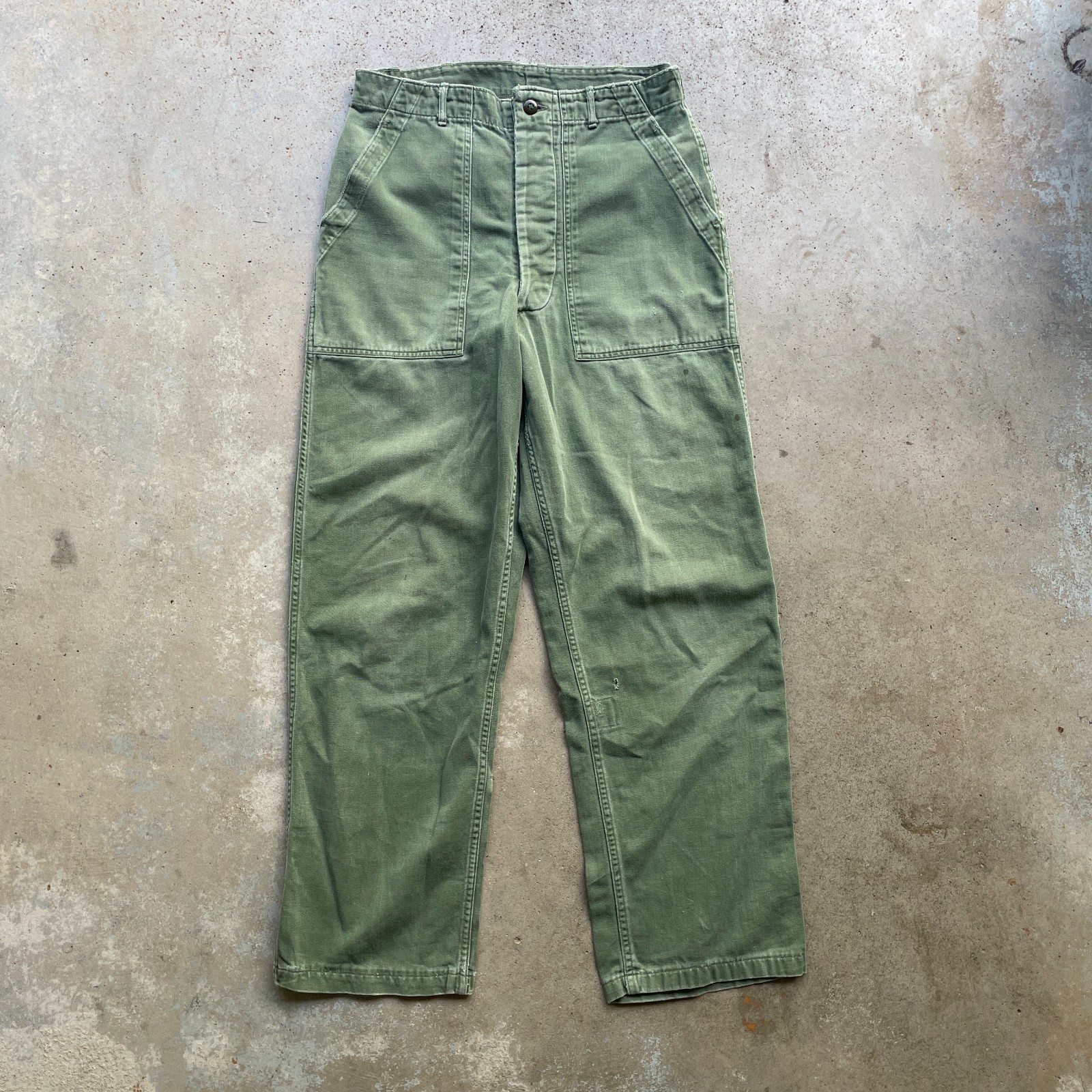 Vintage 50s Military OG-107 Pants First Pattern Button Fly Men’s 31x30 Fatigue Vintage 50s Military OG-107 Pants First Pattern Button Fly Men’s 31x30 Fatigue