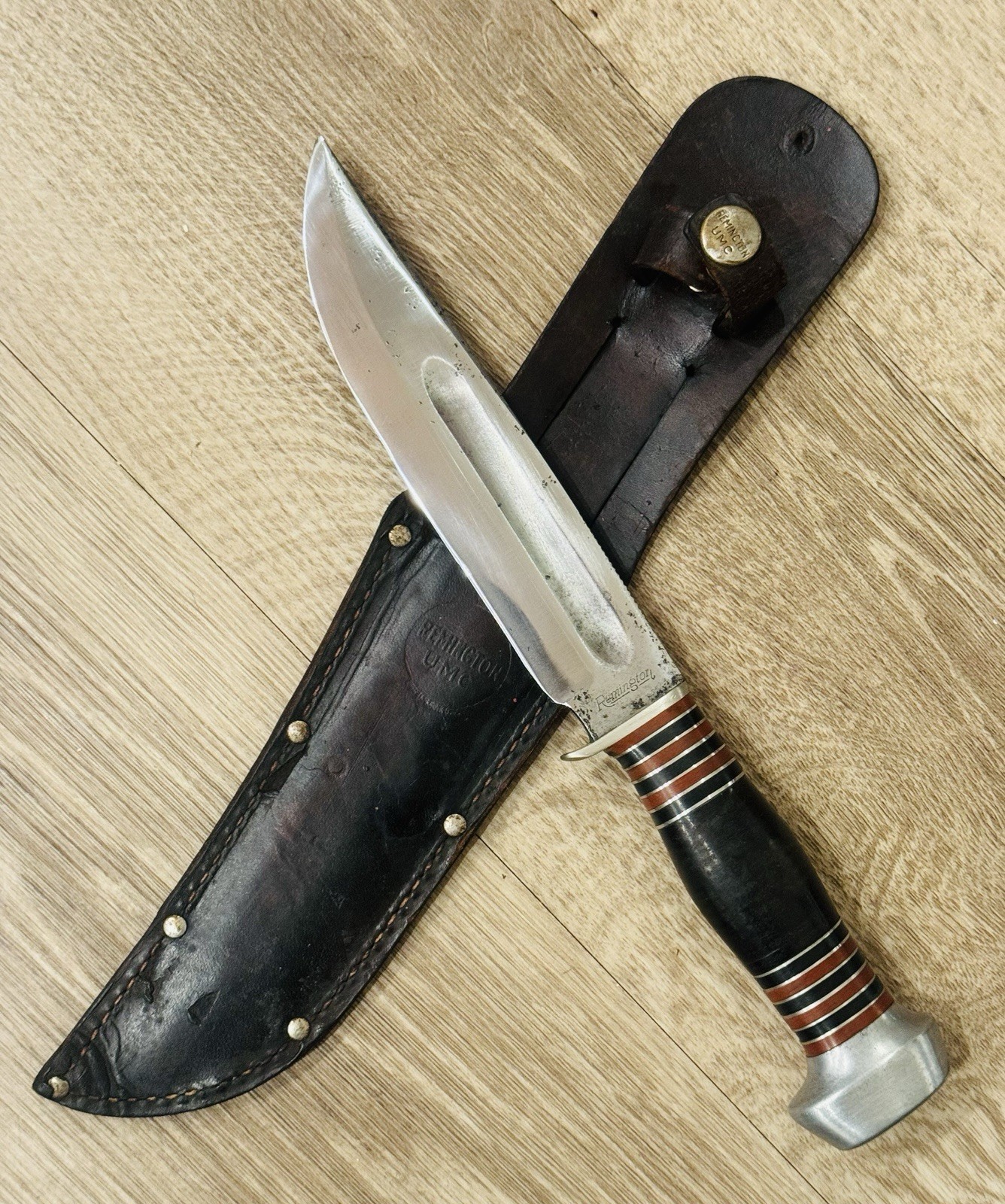 Remington UMC Vintage RH 36 Knife And Sheath Remington UMC Vintage RH 36 Knife And Sheath