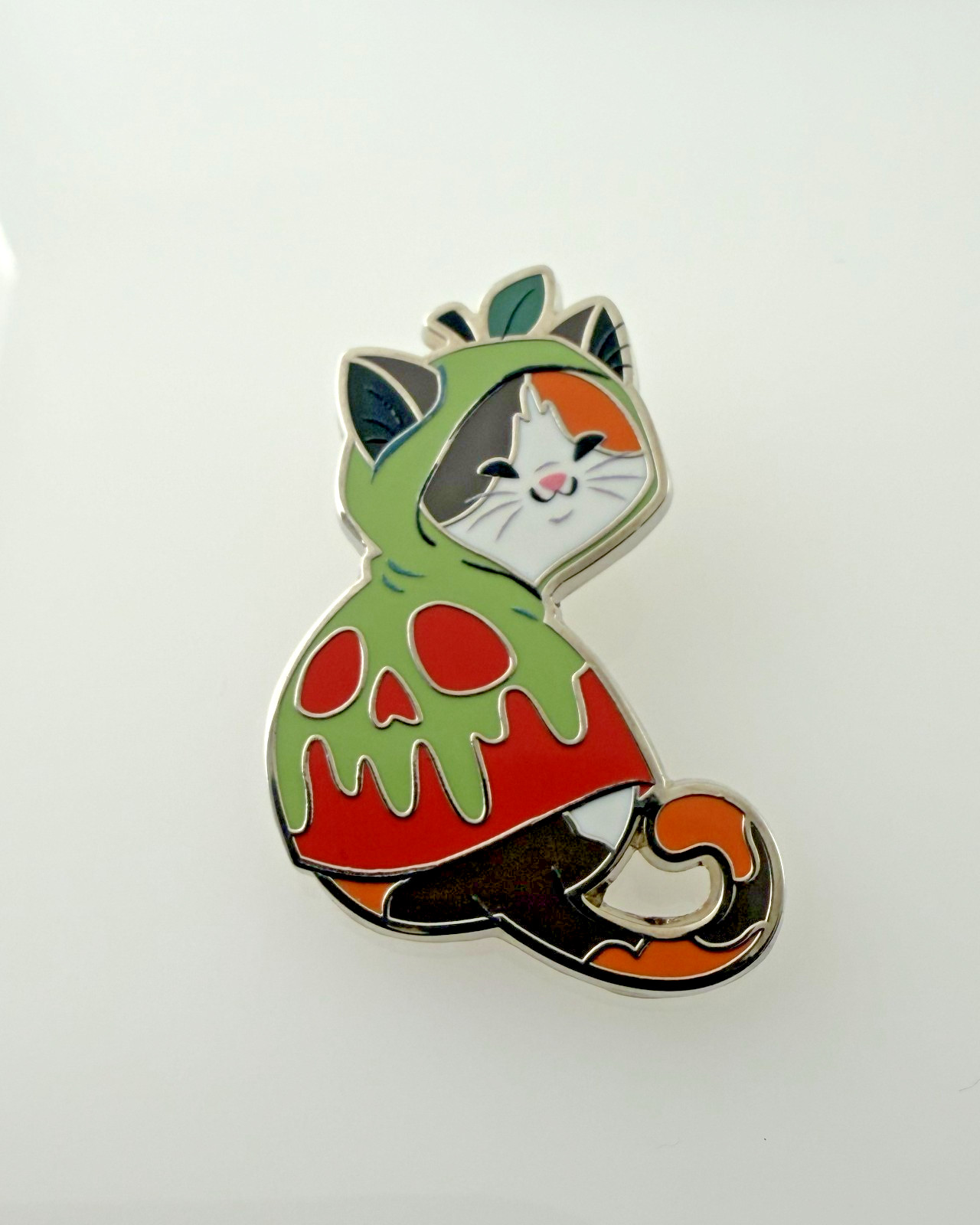 Disney Parks 2026 Monorail Dog, Cats and Dogs Halloween Costume LR Mystery Pin