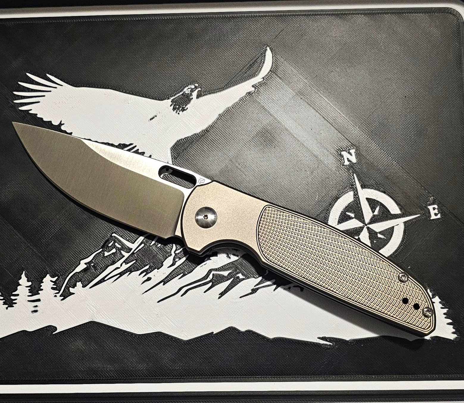 Artisan Cutlery-Titanium Handle Frame Lock- See Description Artisan Cutlery-Titanium Handle Frame Lock- See Description
