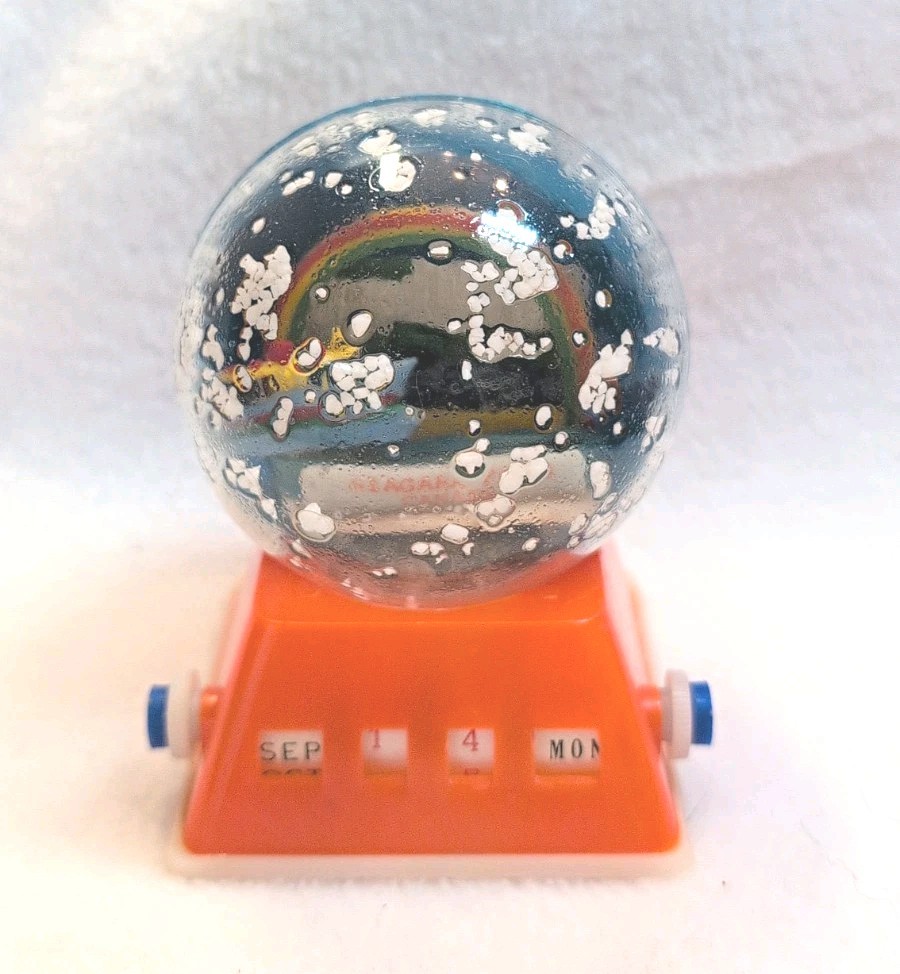 Vtg Niagara Falls Canada Souvenir Dry Globe Mechanical Perpetual Roller Calendar