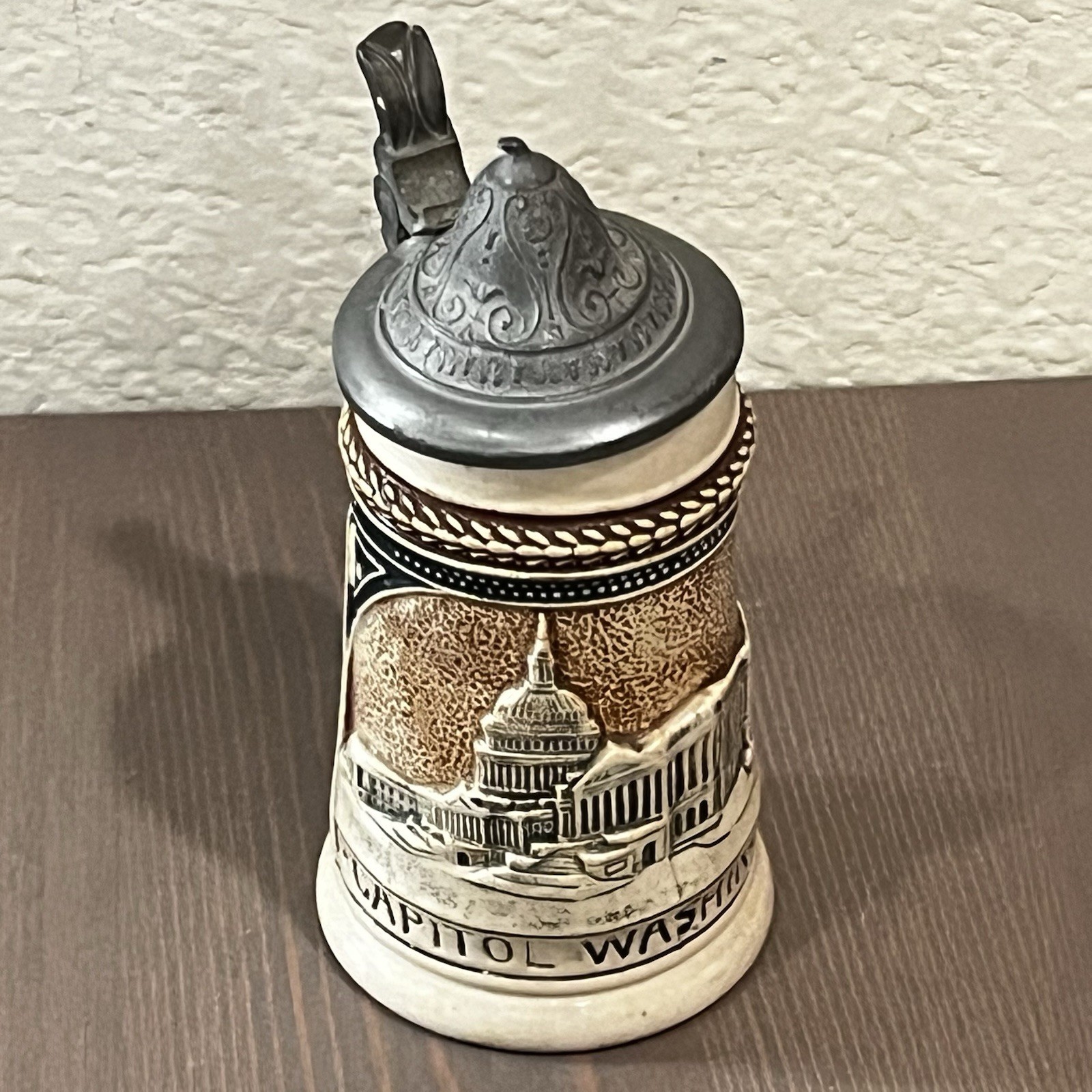 Vintage Mini Beer Stein Pewter Lid Washington DC Relief Scene Souvenir 30s/40s Vintage Mini Beer Stein Pewter Lid Washington DC Relief Scene Souvenir 30s/40s