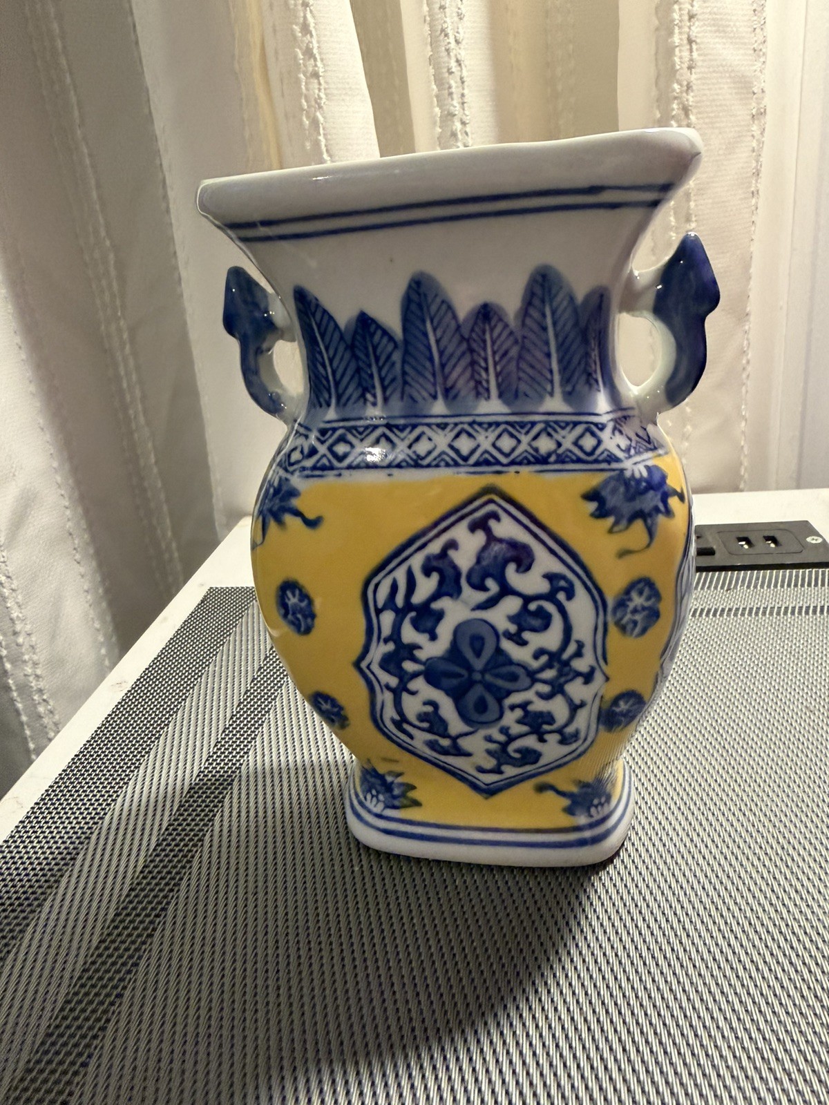 Vintage Chinese Vase Yellow /Blue Oriental Asian 6.5” Double Handled, Stamped