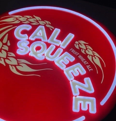 🌟NIB Cali Squeeze Fruit Wheat Ale LED Craft Beer Bar Sign Light