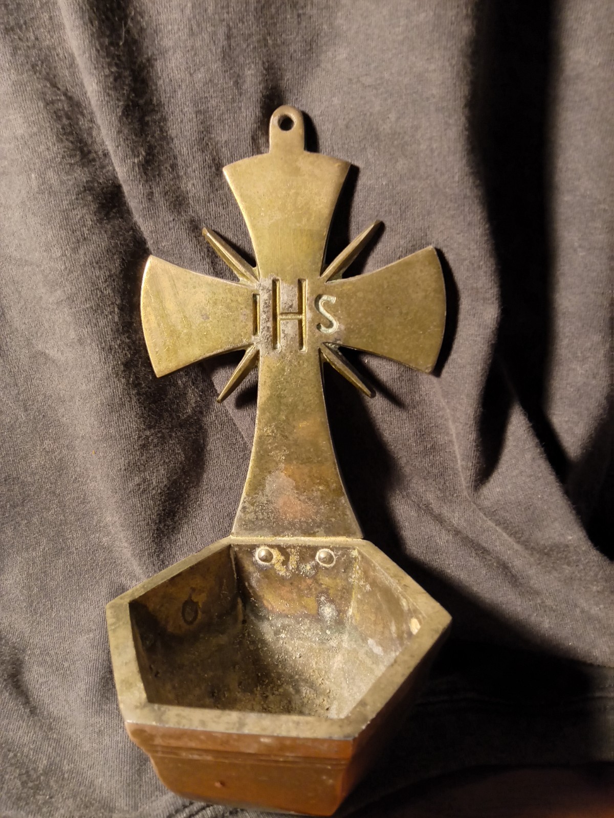 Vintage Metal Christian Holy Water Font Wall Mount IHS Cross Brass Vintage Metal Christian Holy Water Font Wall Mount IHS Cross Brass