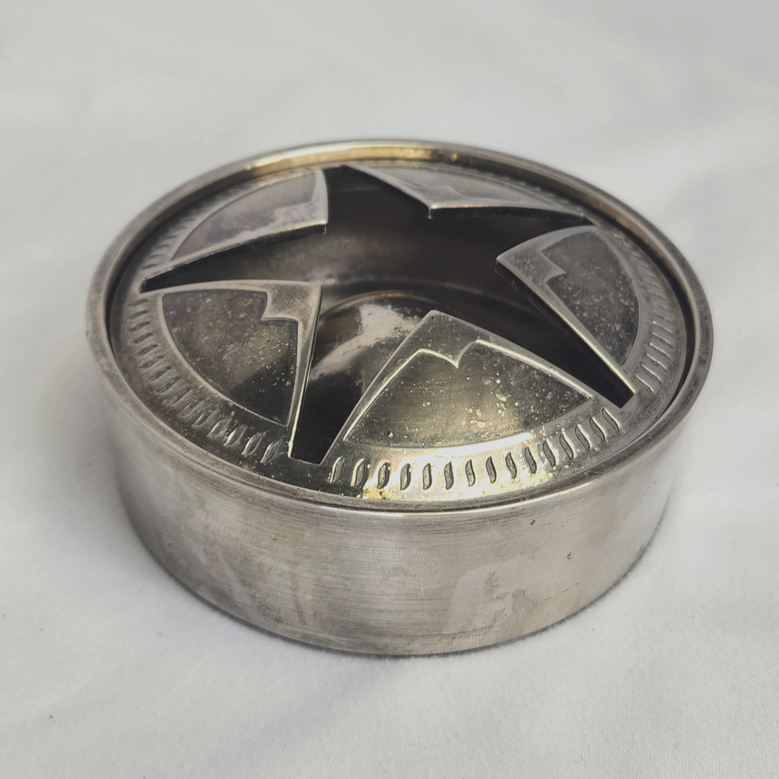 Vintage 1970's Texas Lone Star MCM Ashtray Stainless Steel With Lid Windproof Vintage 1970's Texas Lone Star MCM Ashtray Stainless Steel With Lid Windproof