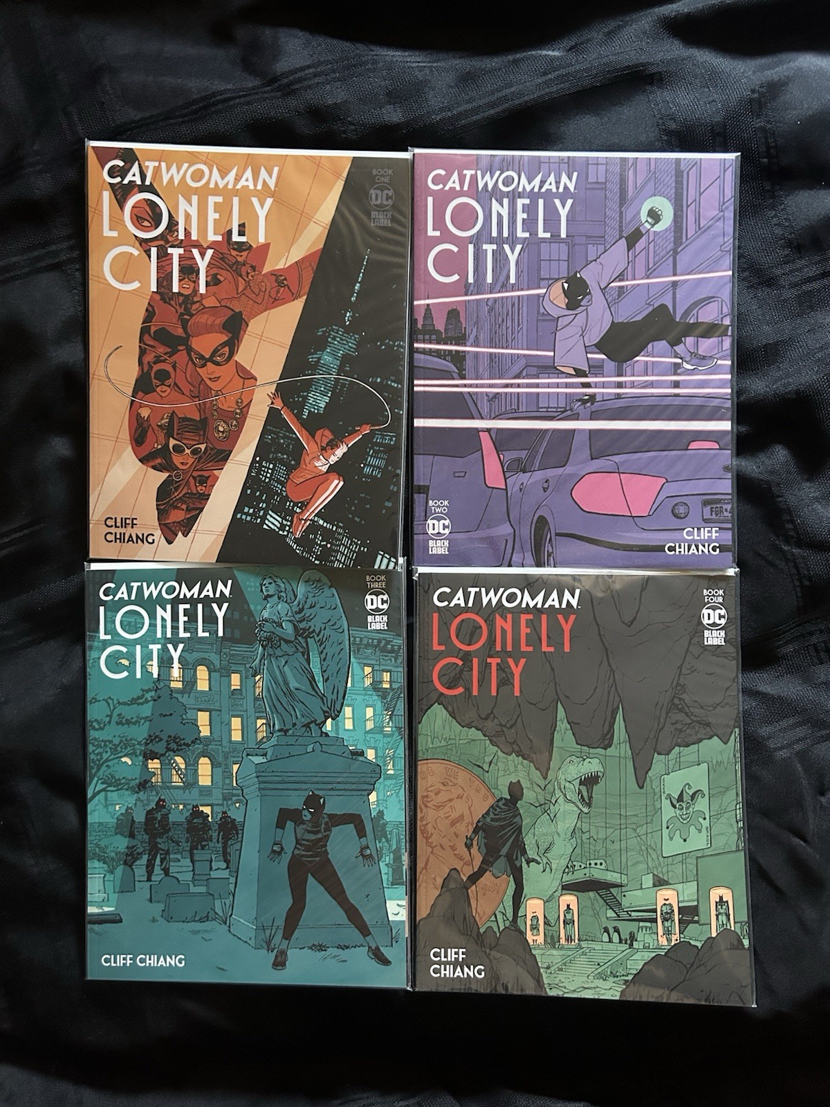 DC Catwoman Lonely City (2022) 1-4 Complete Variant Cover A Set 2 3 4 NM/VF DC Catwoman Lonely City (2022) 1-4 Complete Variant Cover A Set 2 3 4 NM/VF