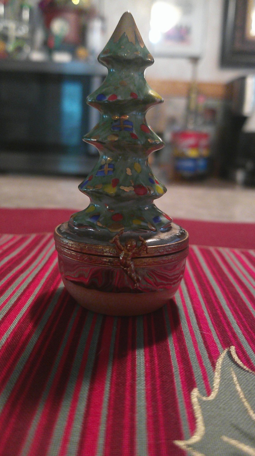 Vintage Artoria Limoges France Hand Painted Christmas Tree Trinket Box