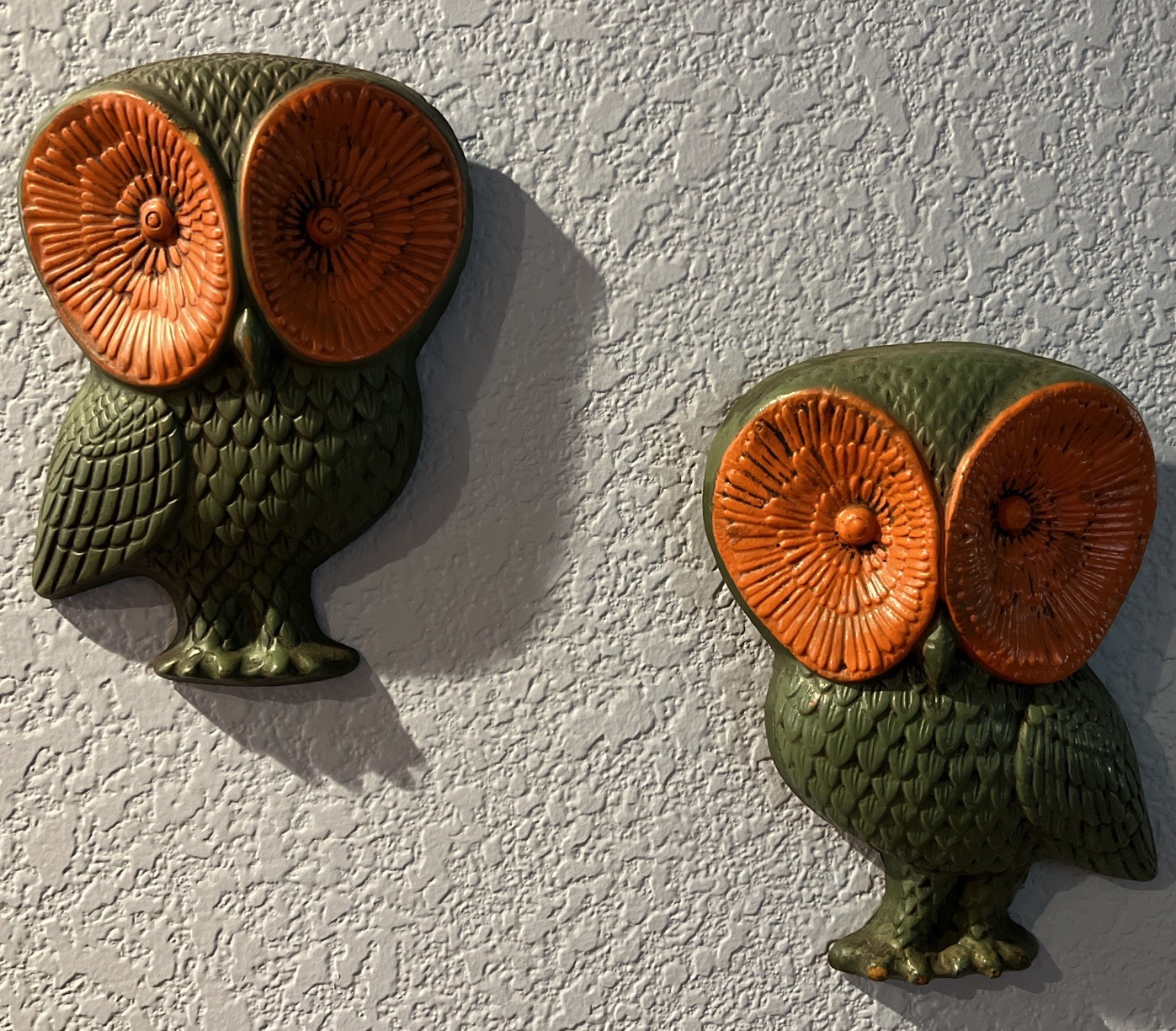 Vintage 2 Mid Century Owl Wall Decor Foam Large Eyes Green Orange Light Weight