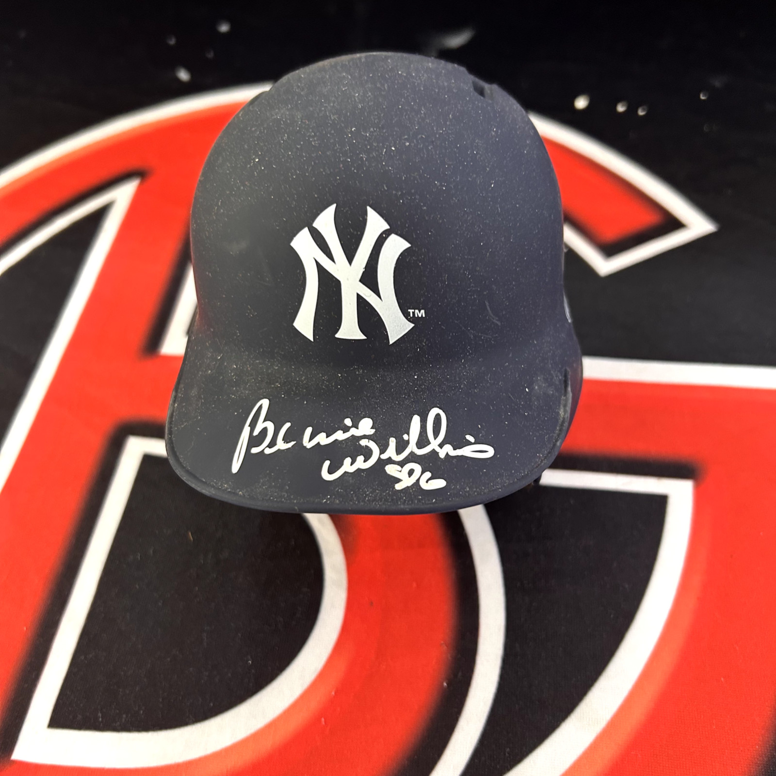 Bernie Williams Autographed New York Yankees Mini Flat Navy Helmet PSA Bernie Williams Autographed New York Yankees Mini Flat Navy Helmet PSA