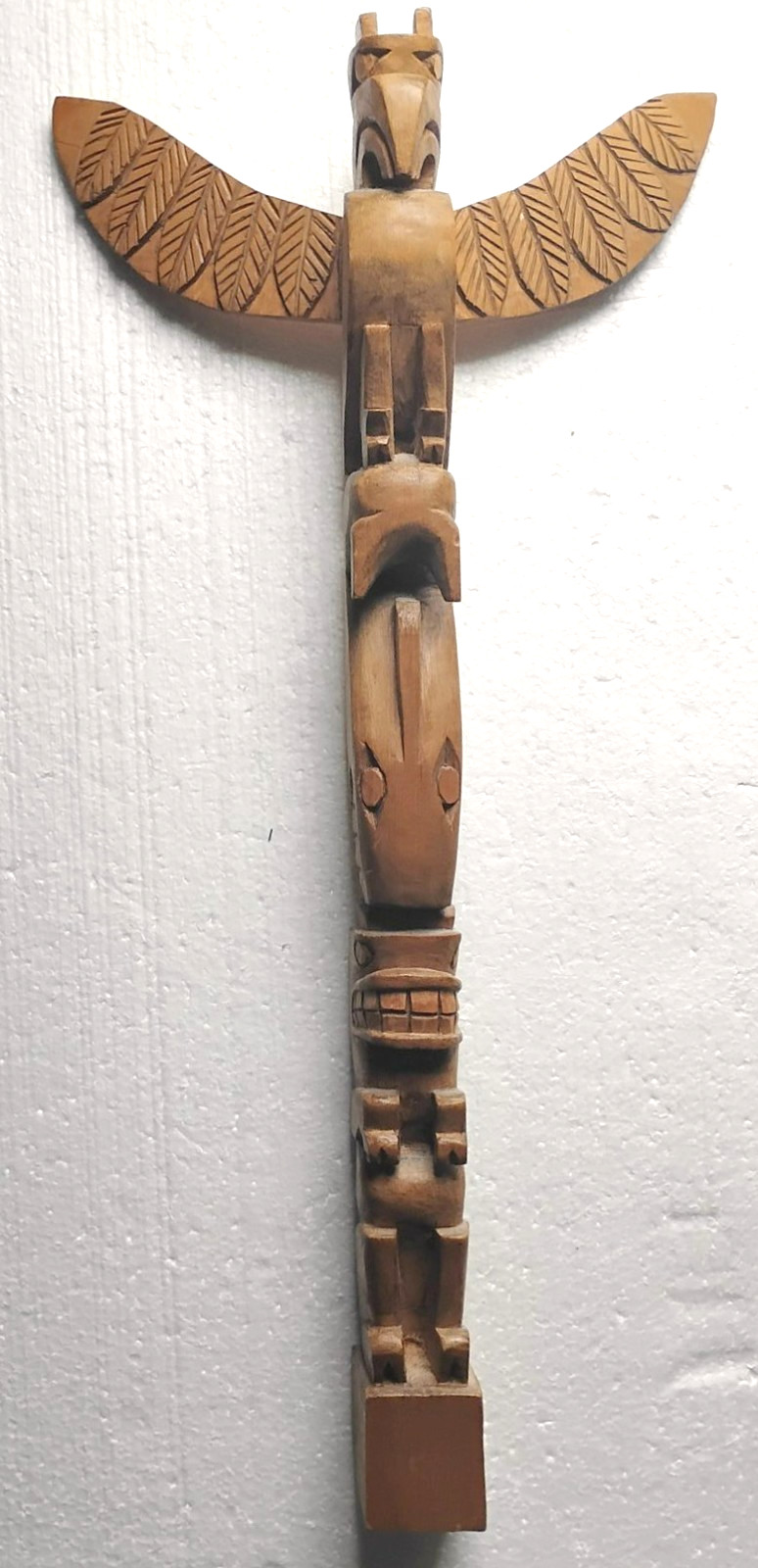 Vintage Lawrence Jackson Totem Pole 1990 Signed Sechelt BC Coast Salish Cedar 22 Vintage Lawrence Jackson Totem Pole 1990 Signed Sechelt BC Coast Salish Cedar 22