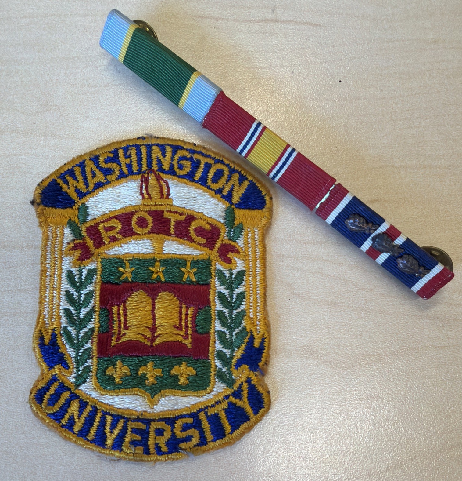 Vintage WWII Ribbon Bar & Washington University St Louis Army ROTC Patch Lot