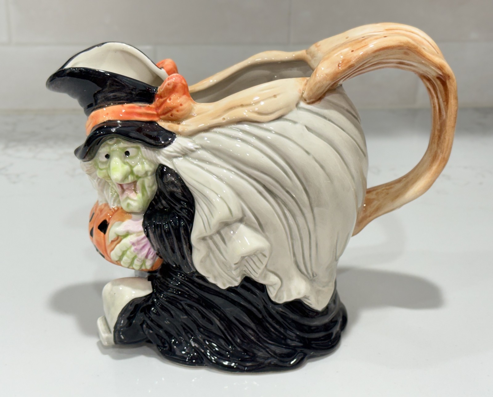 Vintage 1988 Fitz and Floyd Witch Pitcher Carafe 2QT Spooky Halloween 10x8\