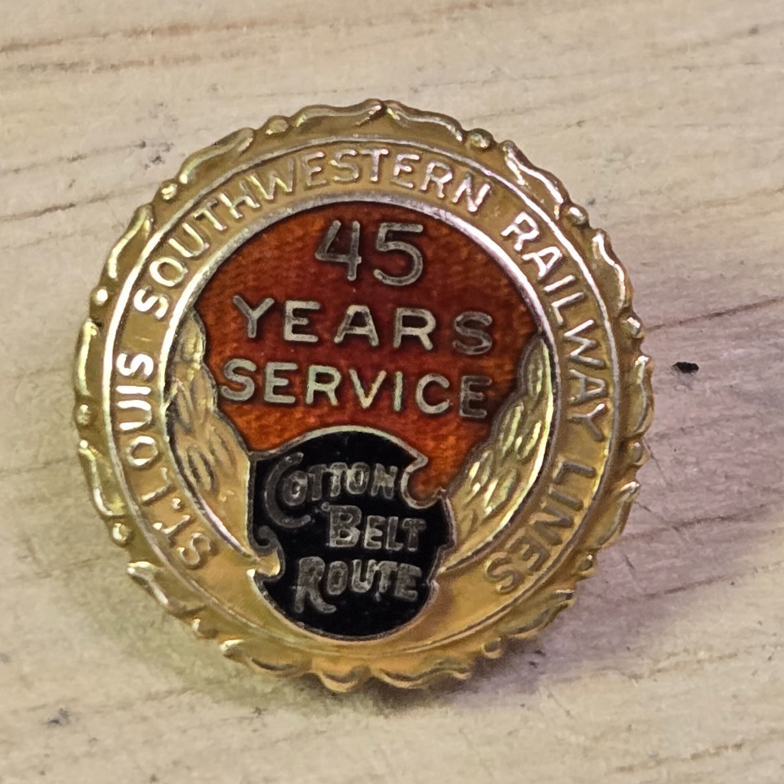 Rare vtg 10k Gold Cotton Belt Route 45 Years St Louis southwestern Railroad Pin Rare vtg 10k Gold Cotton Belt Route 45 Years St Louis southwestern Railroad Pin