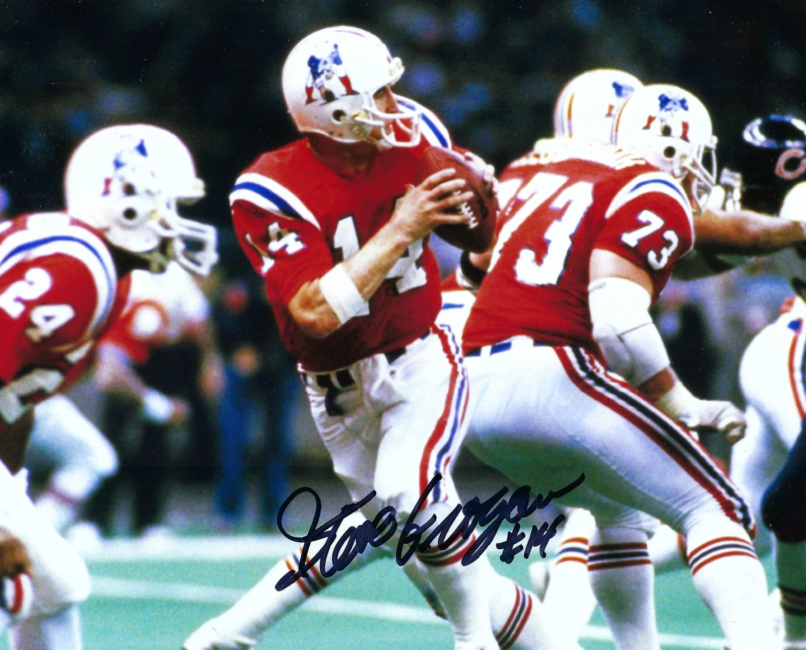 New England Patriots Quarterback Steve Grogan Signed Autographed 8x10 Photograph New England Patriots Quarterback Steve Grogan Signed Autographed 8x10 Photograph