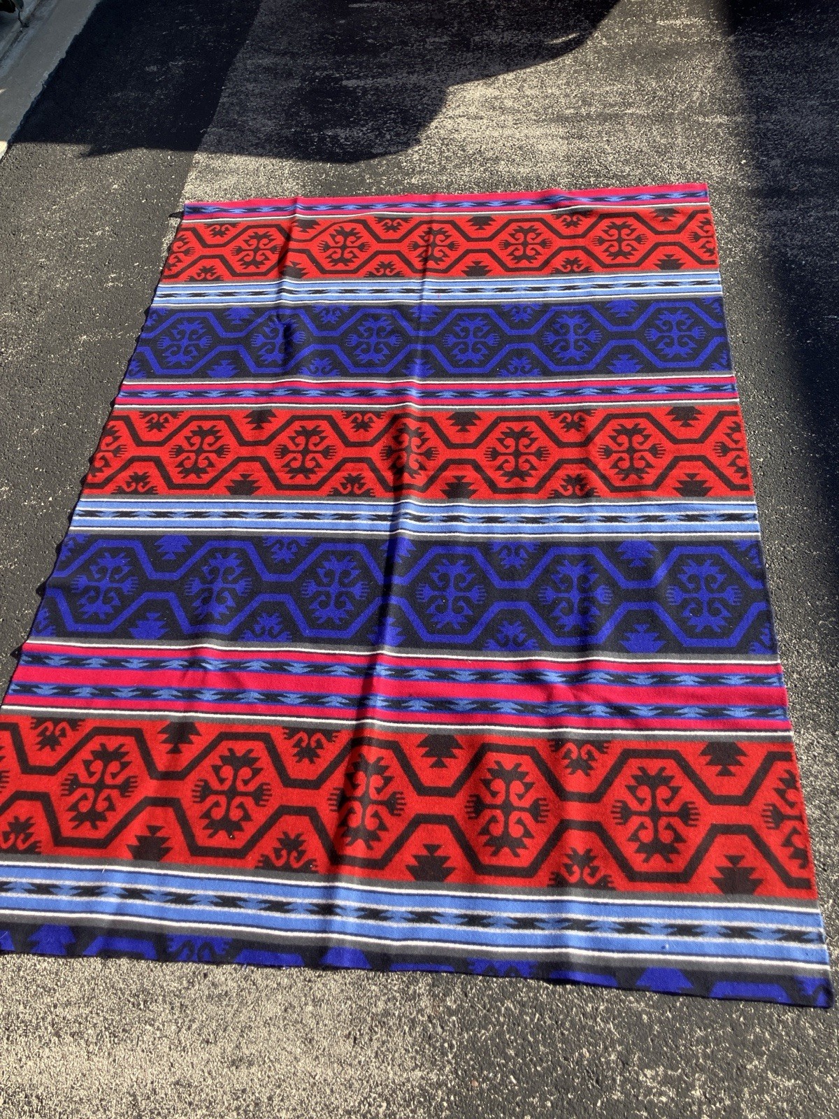 Vintage 40’ s Wool Camp Blanket Southwestern Aztec Pendleton Beacon Vintage 40’ s Wool Camp Blanket Southwestern Aztec Pendleton Beacon