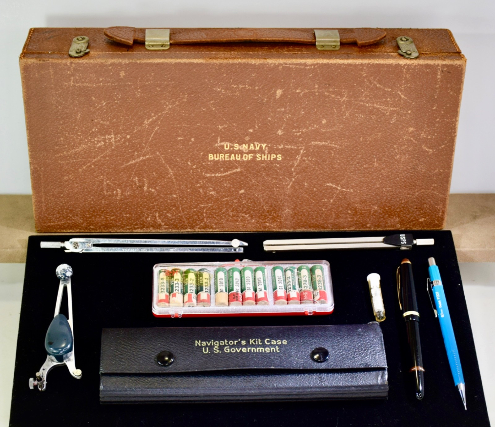Vintage US Bureau of Ships - K&E Leroy Drafting Leather / Wood Case + Accy\'s