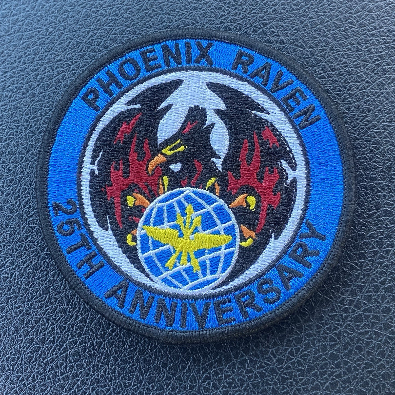 RARE Authentic President TRUMP Air Force One Phoenix Raven PATCH USAF Coin RARE Authentic President TRUMP Air Force One Phoenix Raven PATCH USAF Coin