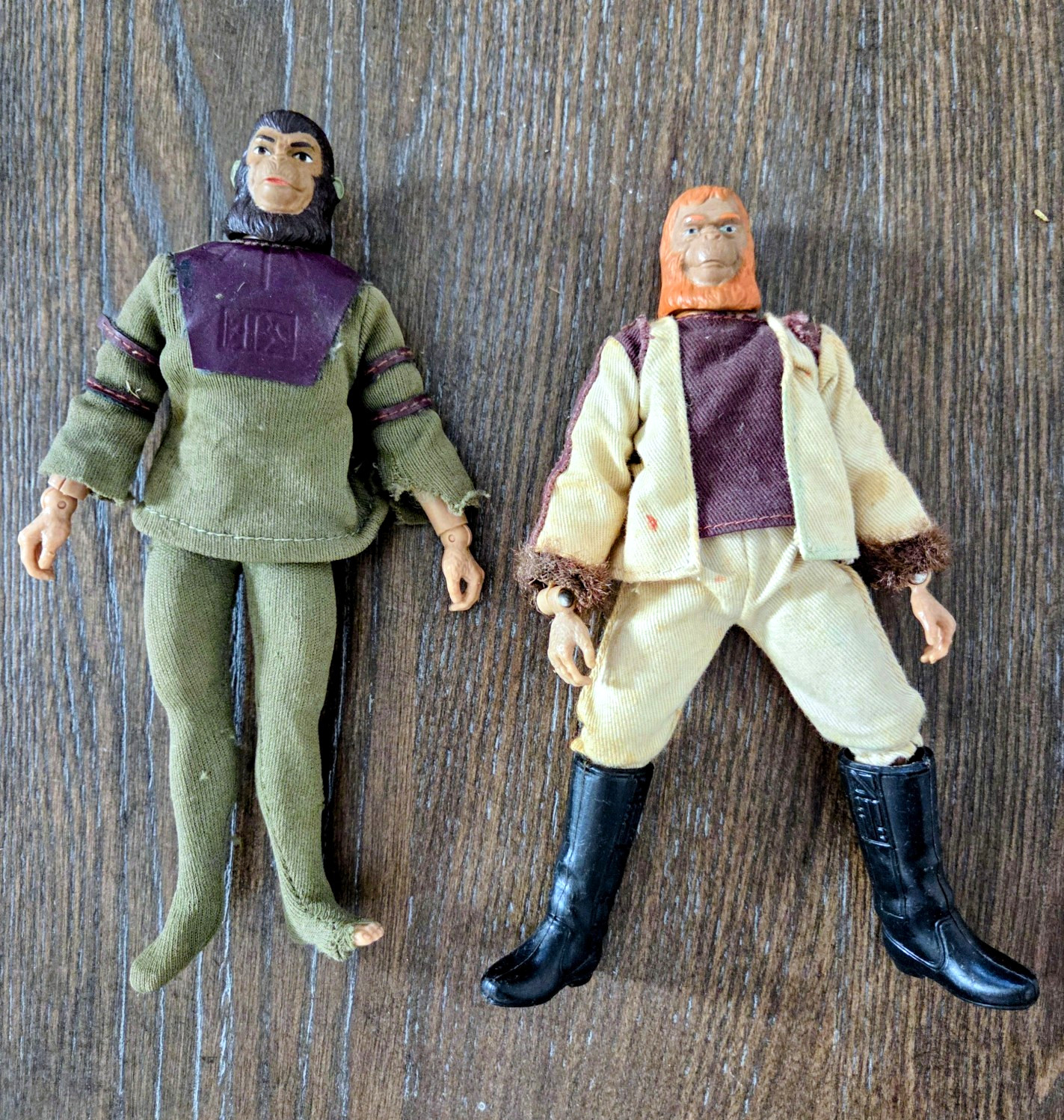 Planet of the Apes Action Figures Lot of 2 Collectible Sci-Fi Horror Figures Planet of the Apes Action Figures Lot of 2 Collectible Sci-Fi Horror Figures