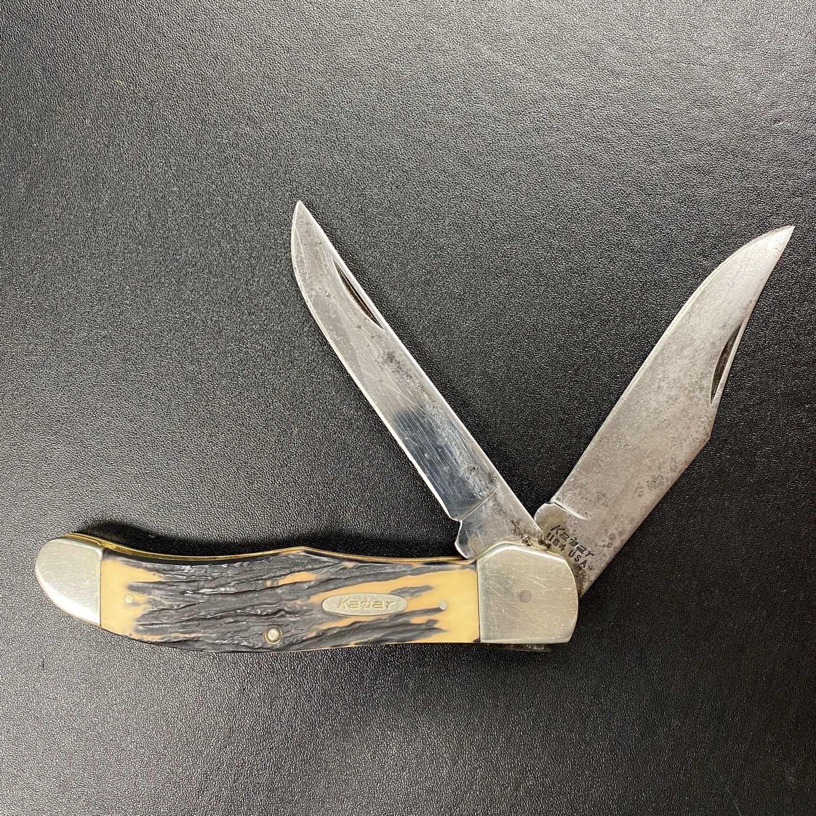 Vintage KABAR 1184 2-Blade Folding Hunter Pocket Knife - USA KA-BAR 1960s-1970s