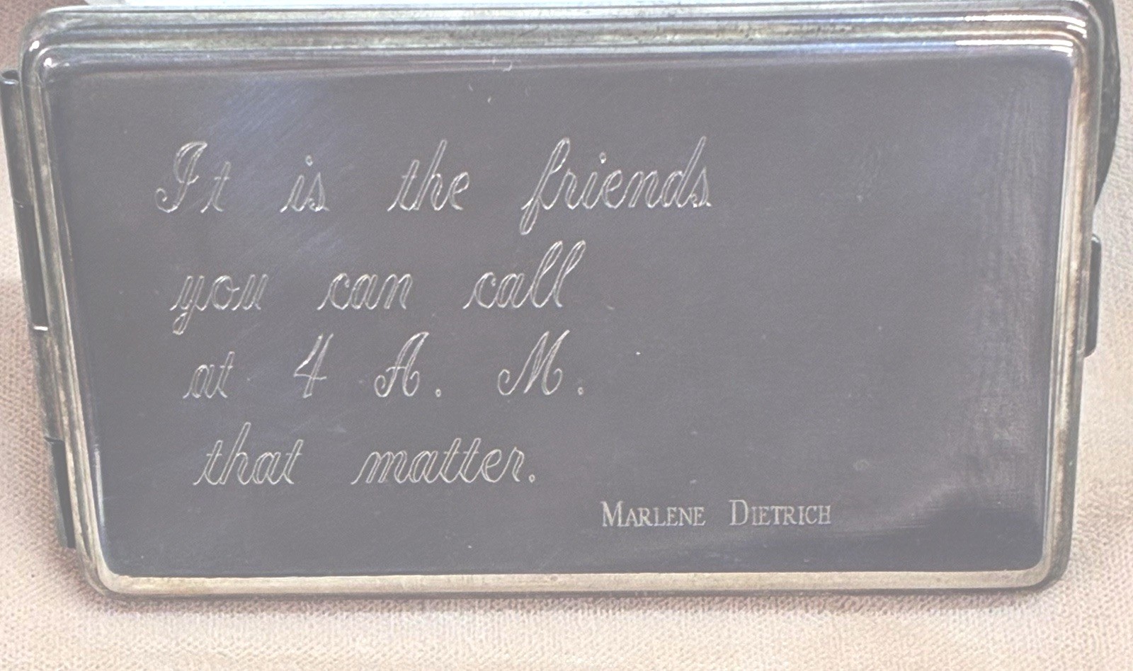 Vintage Compact Case Marlene Dietrich Quote, Mirror & Address Book Insert. Vintage Compact Case Marlene Dietrich Quote, Mirror & Address Book Insert.