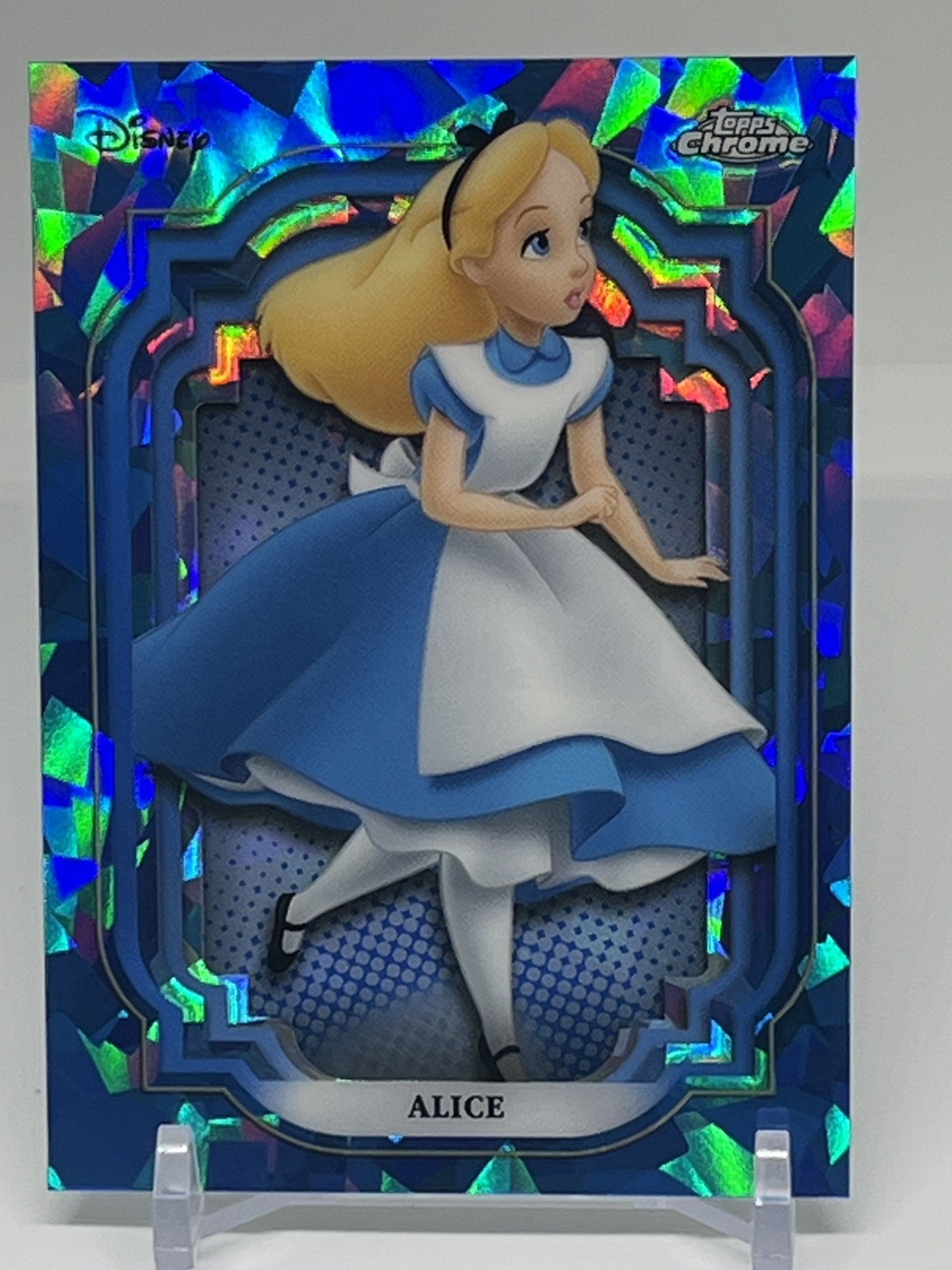 ALICE - 2024 TOPPS DISNEY SAPPHIRE #19 Base First Year COLOR MATCH ALICE - 2024 TOPPS DISNEY SAPPHIRE #19 Base First Year COLOR MATCH
