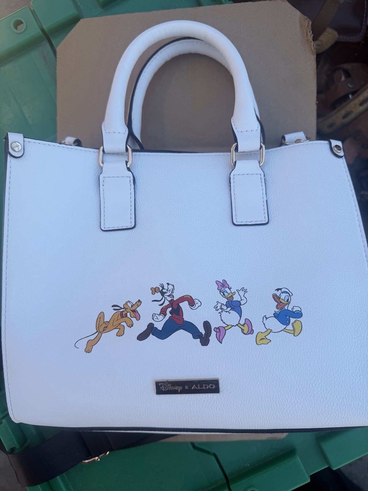 ALDO Disney 100 White Tote + Chain Strap Zip Pouch Mickey & Friends ALDO Disney 100 White Tote + Chain Strap Zip Pouch Mickey & Friends