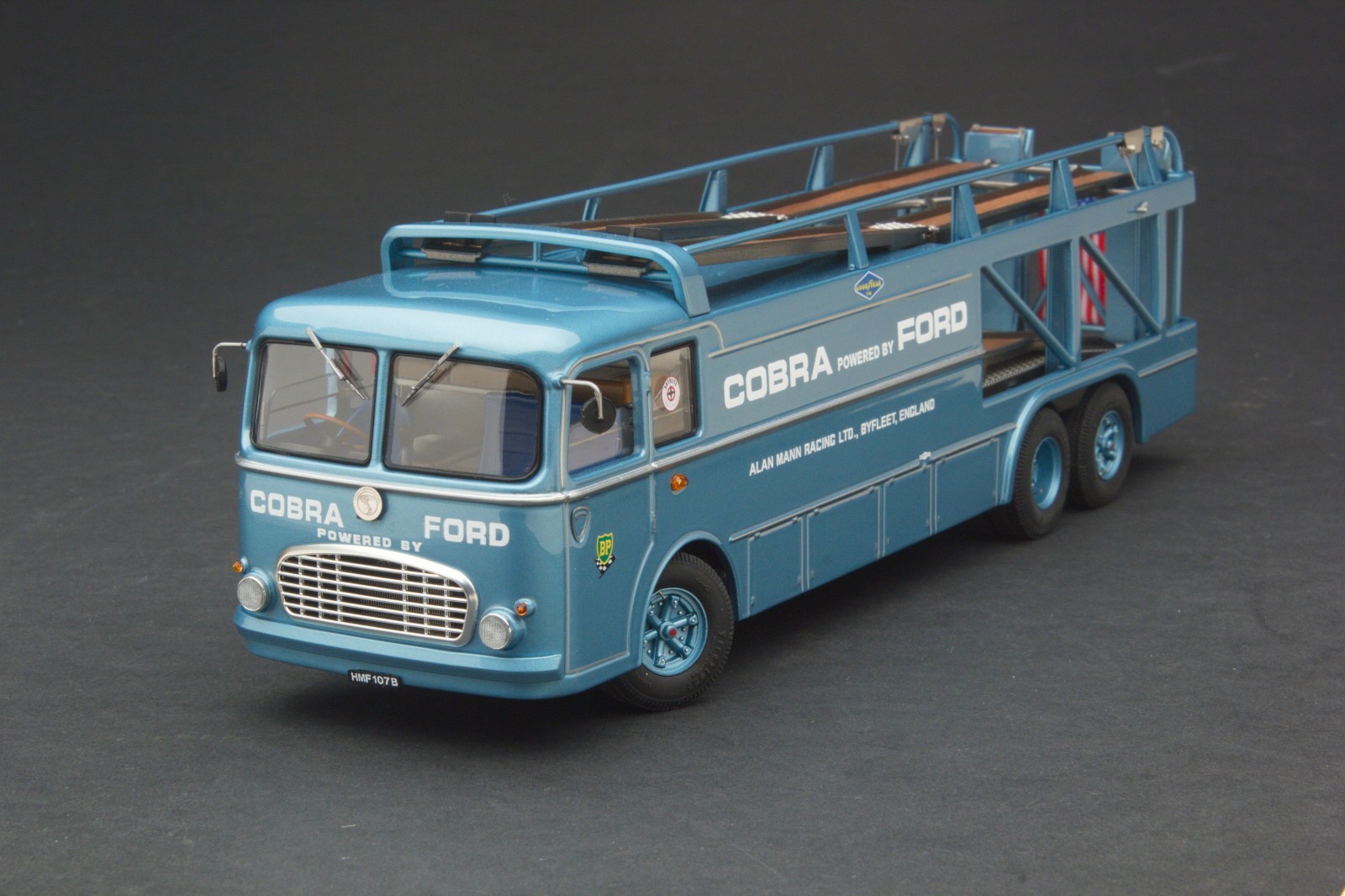 Exoto | 1:43 | Shelby Cobra Transporter | 1964 Tour de France | # EXO00031