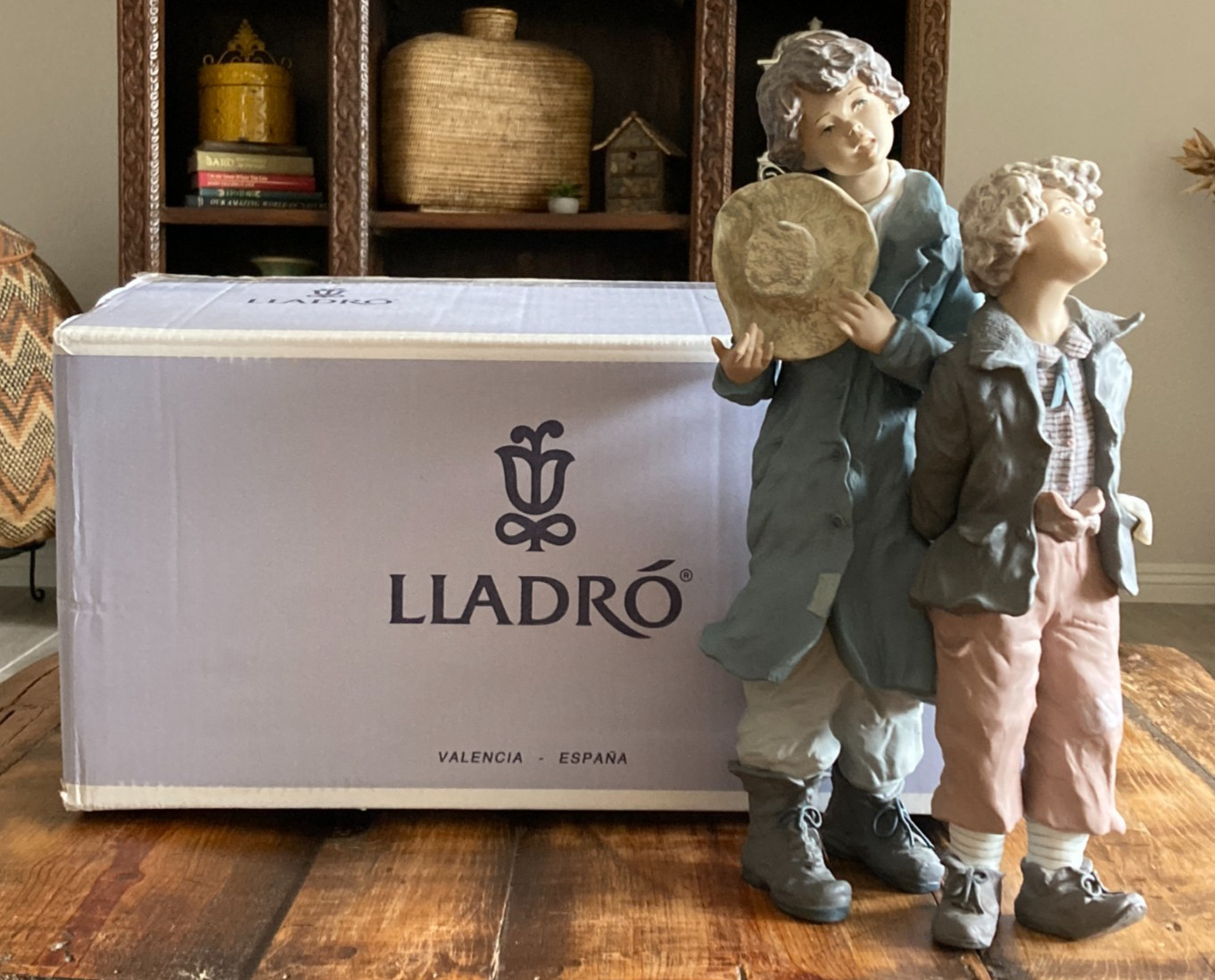 Lladro He\'s My Brother 11764 Enrique Sanisidro Signed Goyesca Collection MIB Lladro He\'s My Brother 11764 Enrique Sanisidro Signed Goyesca Collection MIB