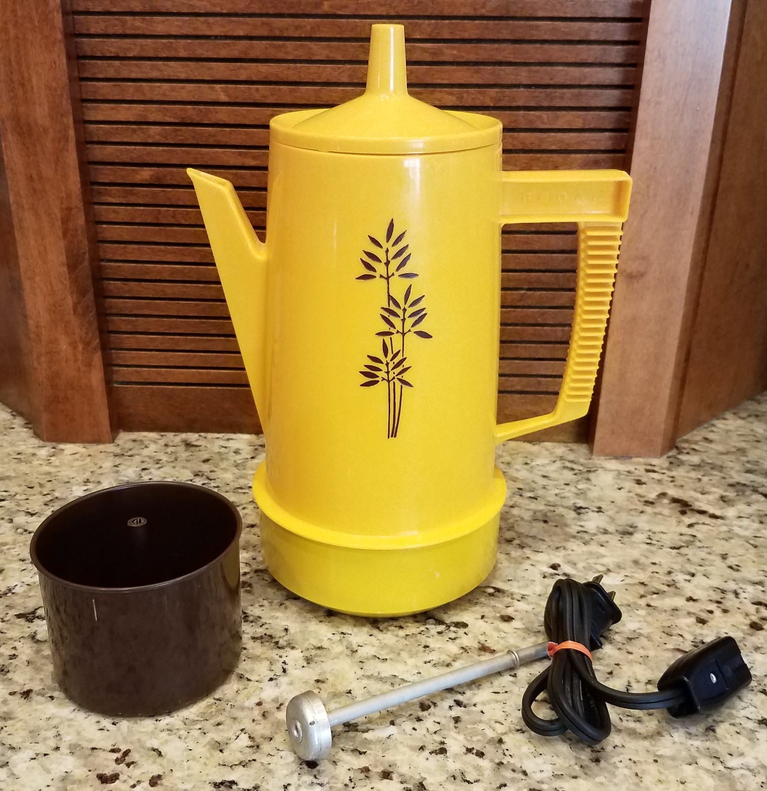 Vintage Regal Poly Perk 7508 HTF Rare Retro Yellow 4-8 Cup Coffee Maker Working Vintage Regal Poly Perk 7508 HTF Rare Retro Yellow 4-8 Cup Coffee Maker Working