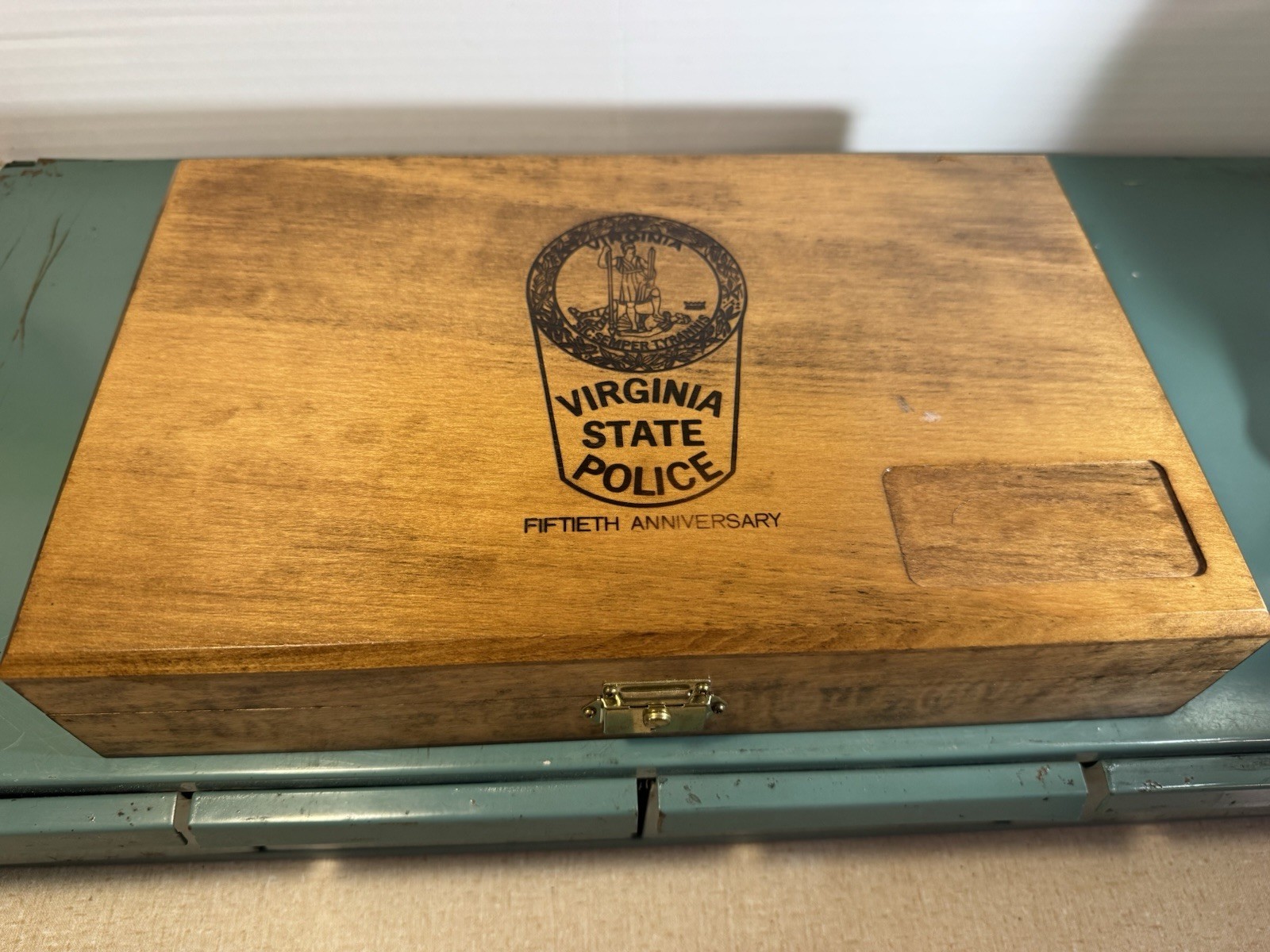 Vintage 50th Anniversary Va State Police Empty Gun Box With Key And Plaque Vintage 50th Anniversary Va State Police Empty Gun Box With Key And Plaque