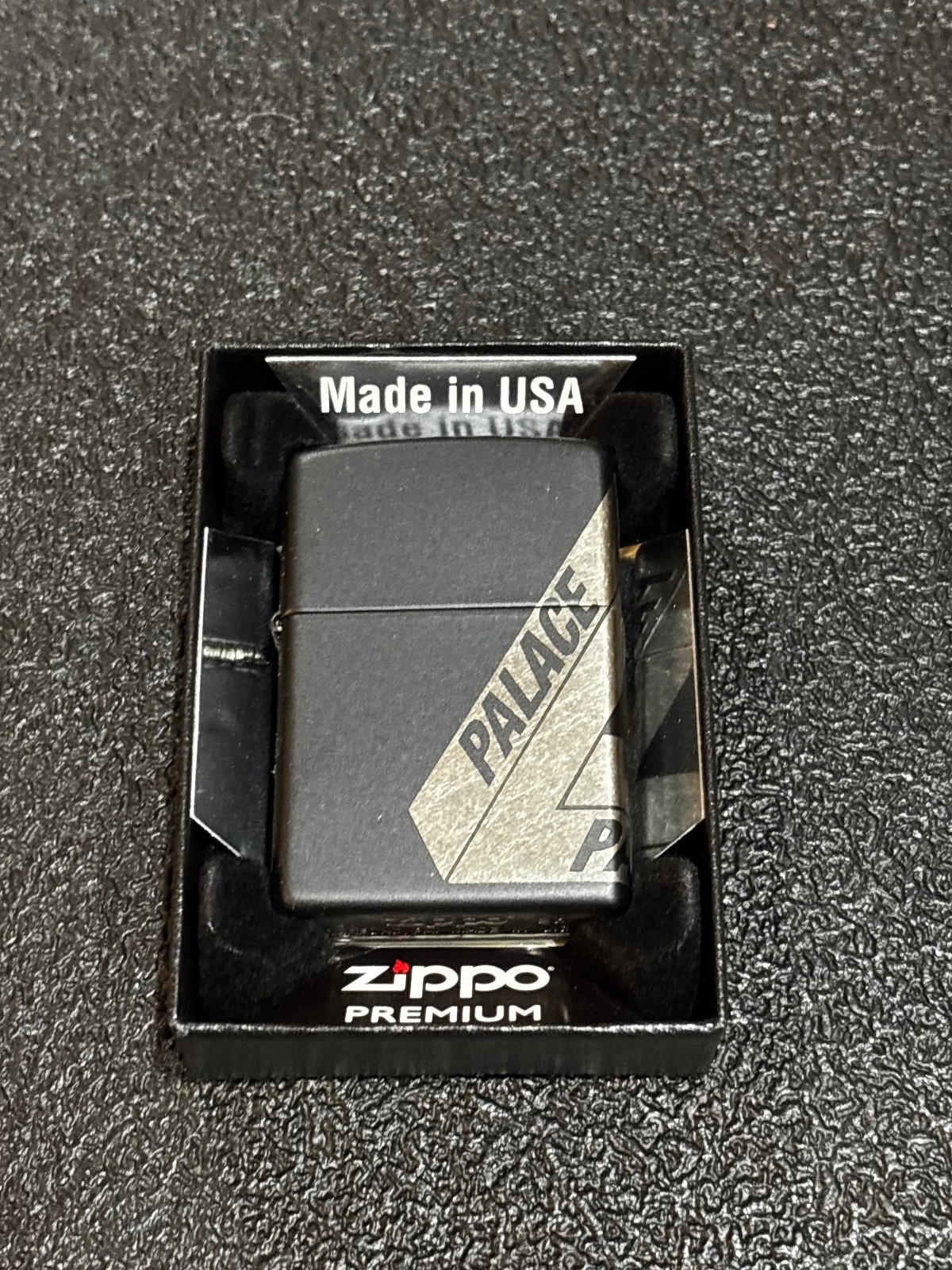 Zippo x Palace Skateboards Triferg Matte Black Luger Zippo x Palace Skateboards Triferg Matte Black Luger